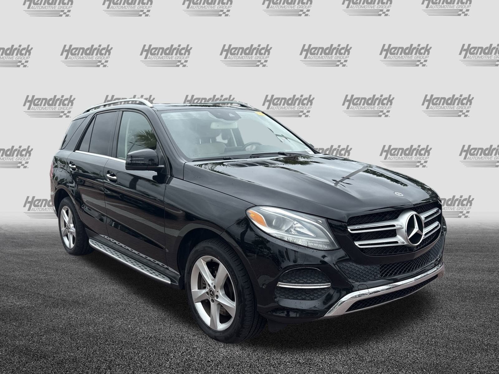 2019 Mercedes Benz GLE 400 photo 2