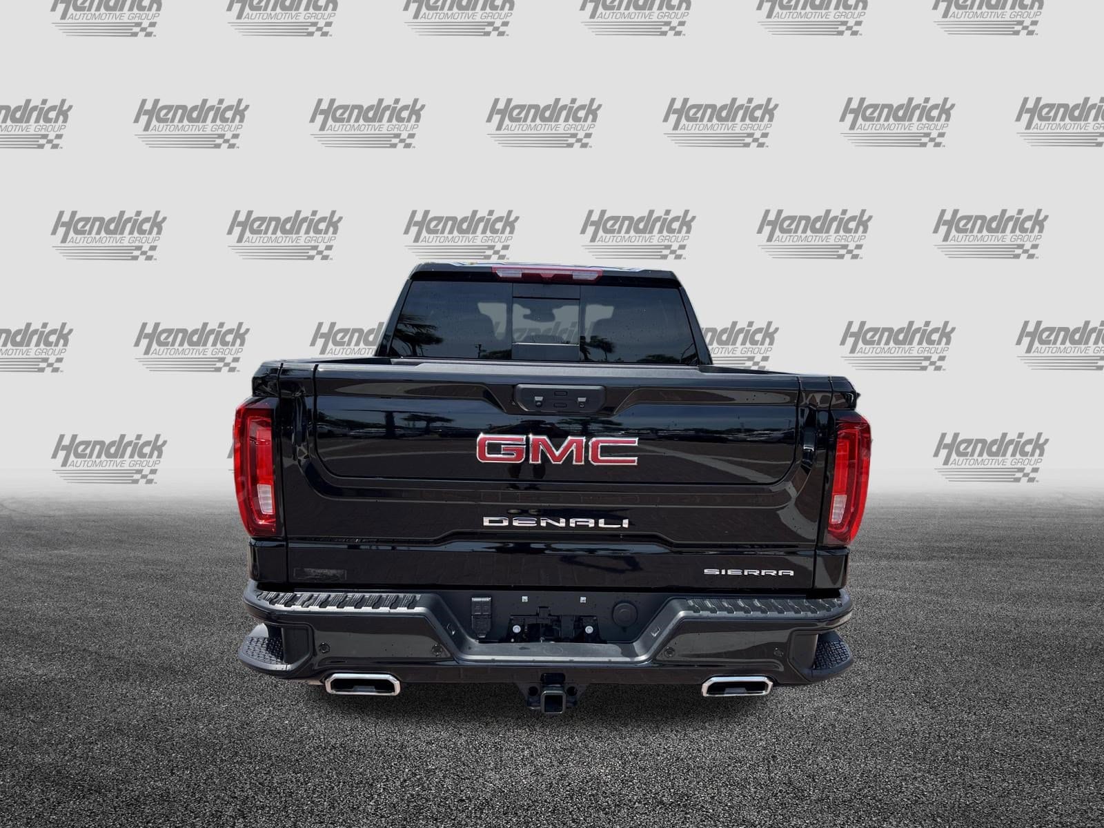 2025 GMC Sierra 1500 Denali photo 3