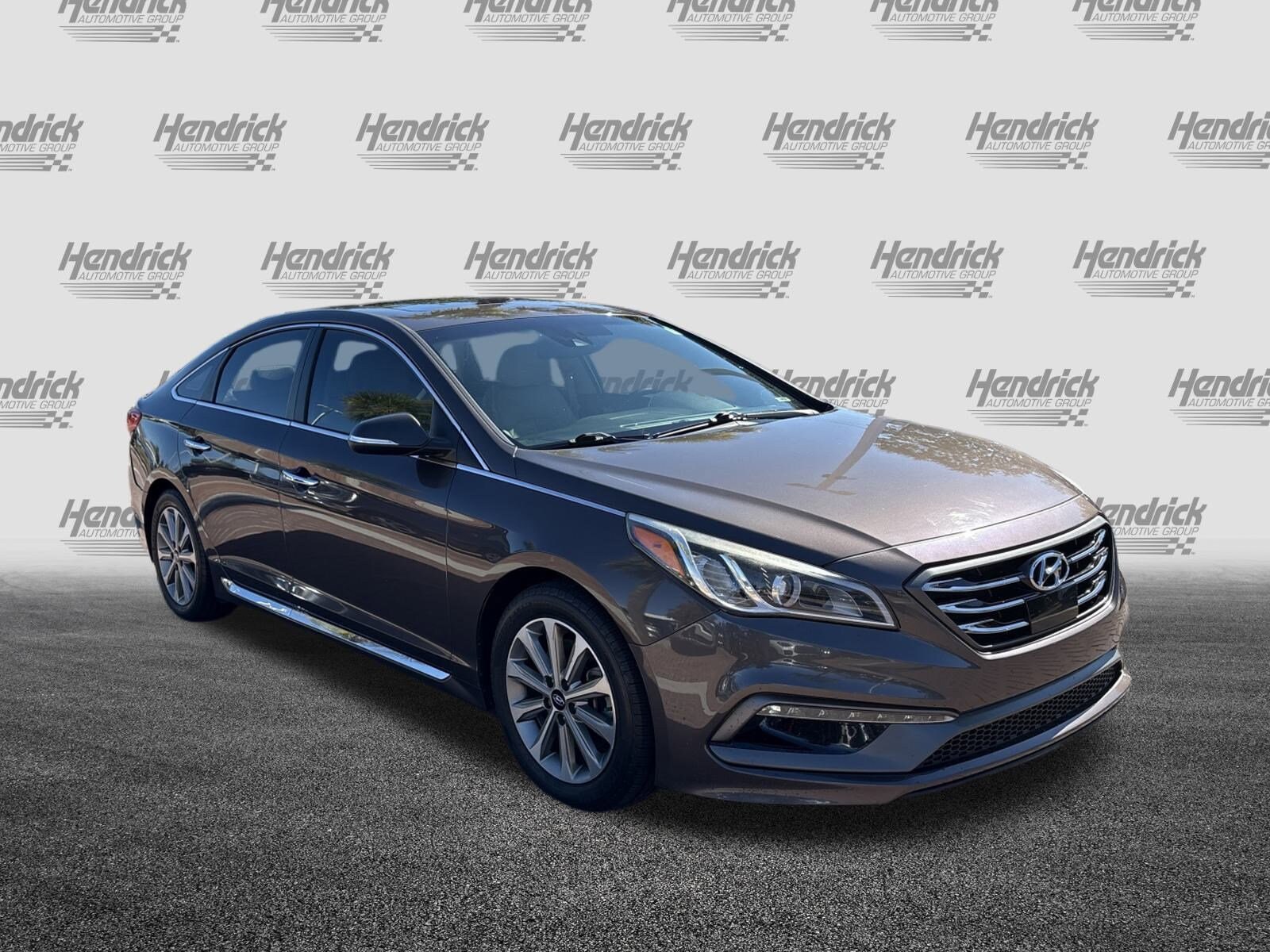 2017 Hyundai Sonata Limited photo 2
