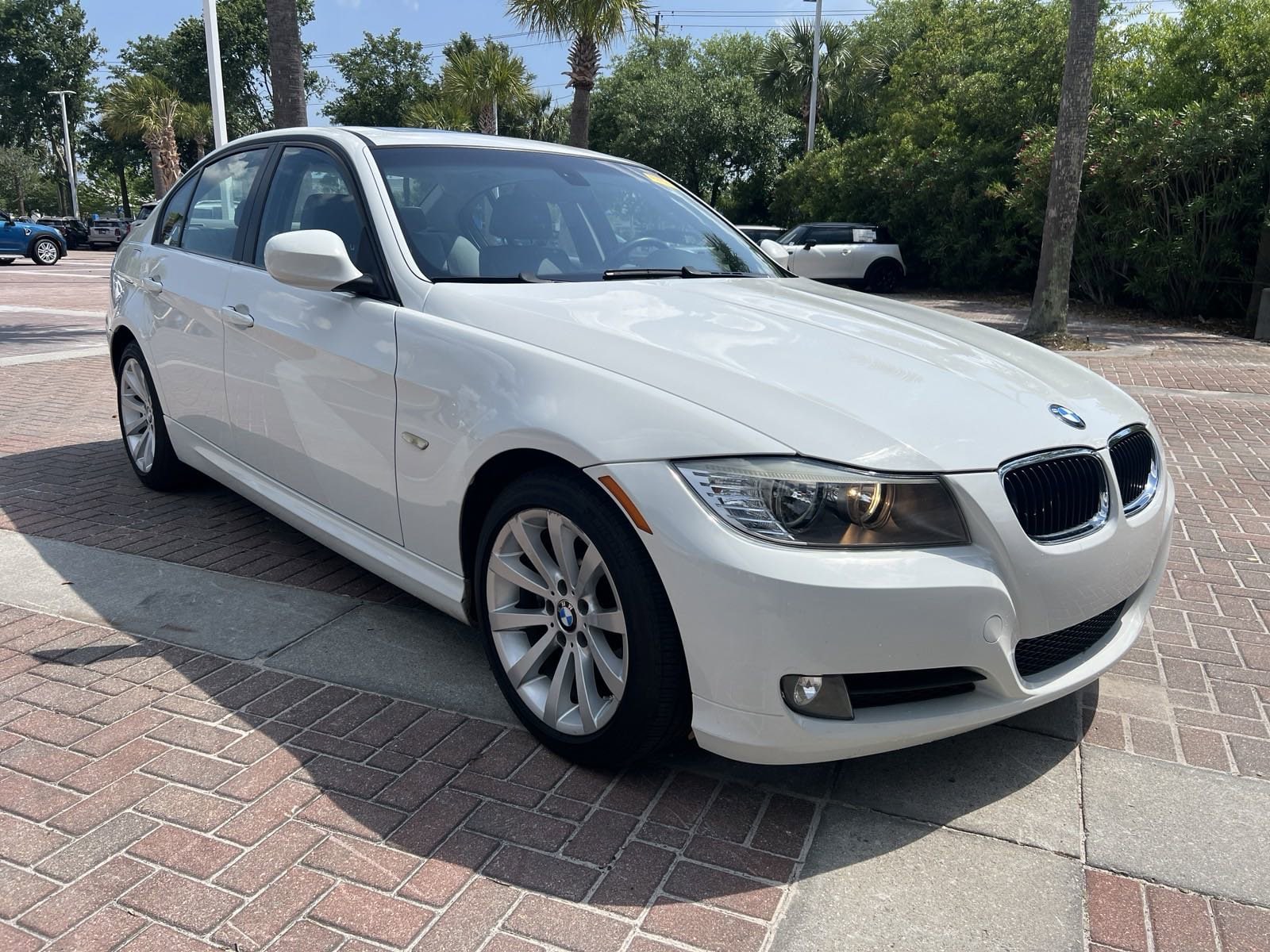 Used 2009 BMW 3 Series 328i with VIN WBAPH77509NM29816 for sale in Charleston, SC