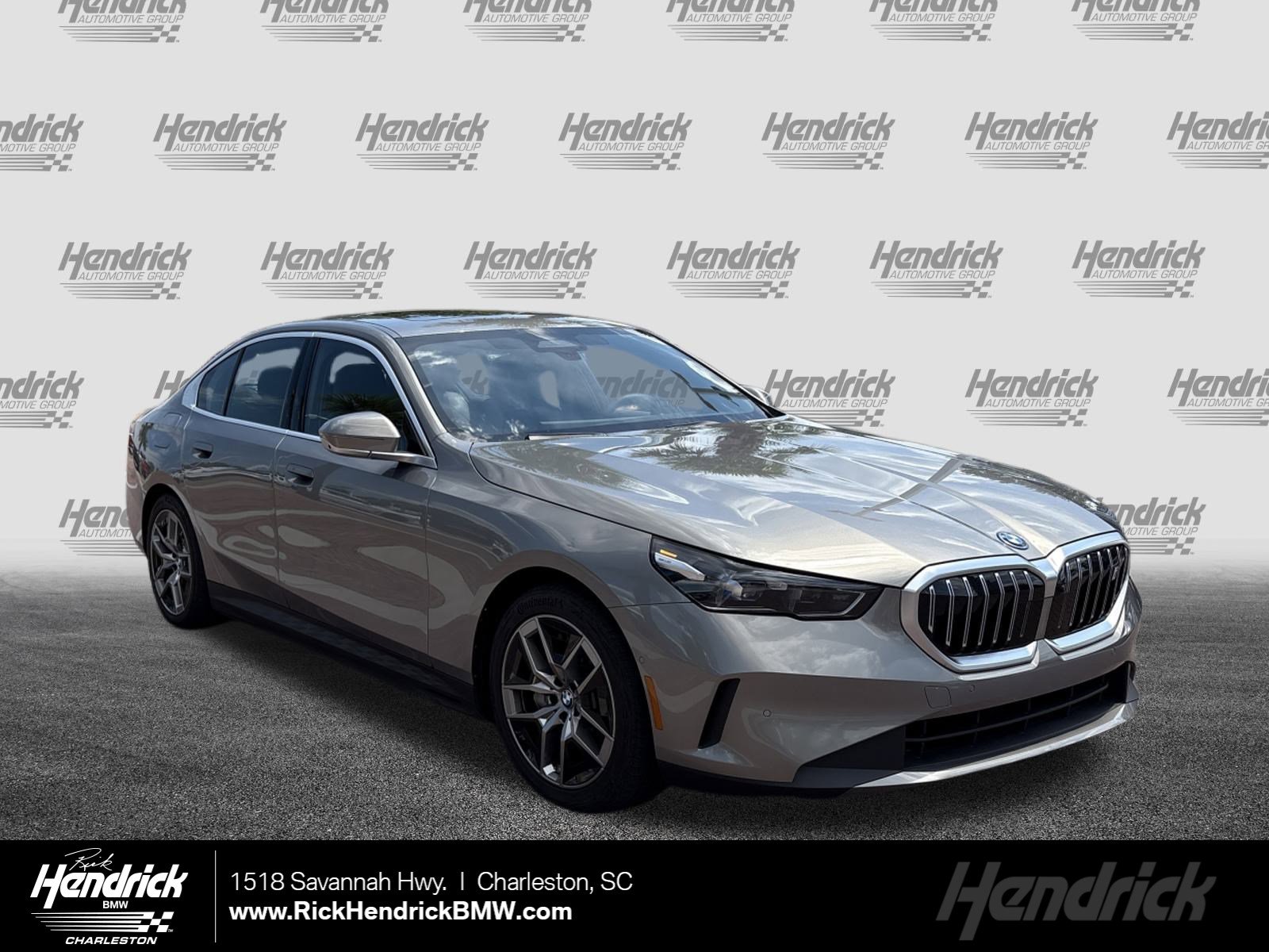 2025 BMW i5 40's photo