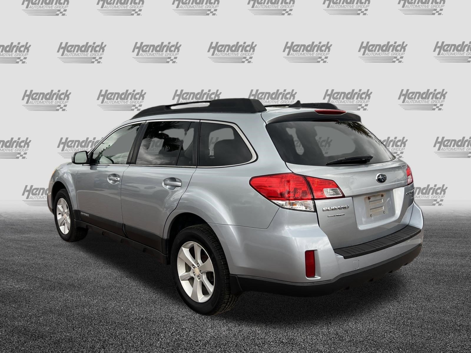 2014 Subaru Outback 2.5i Premium photo 6