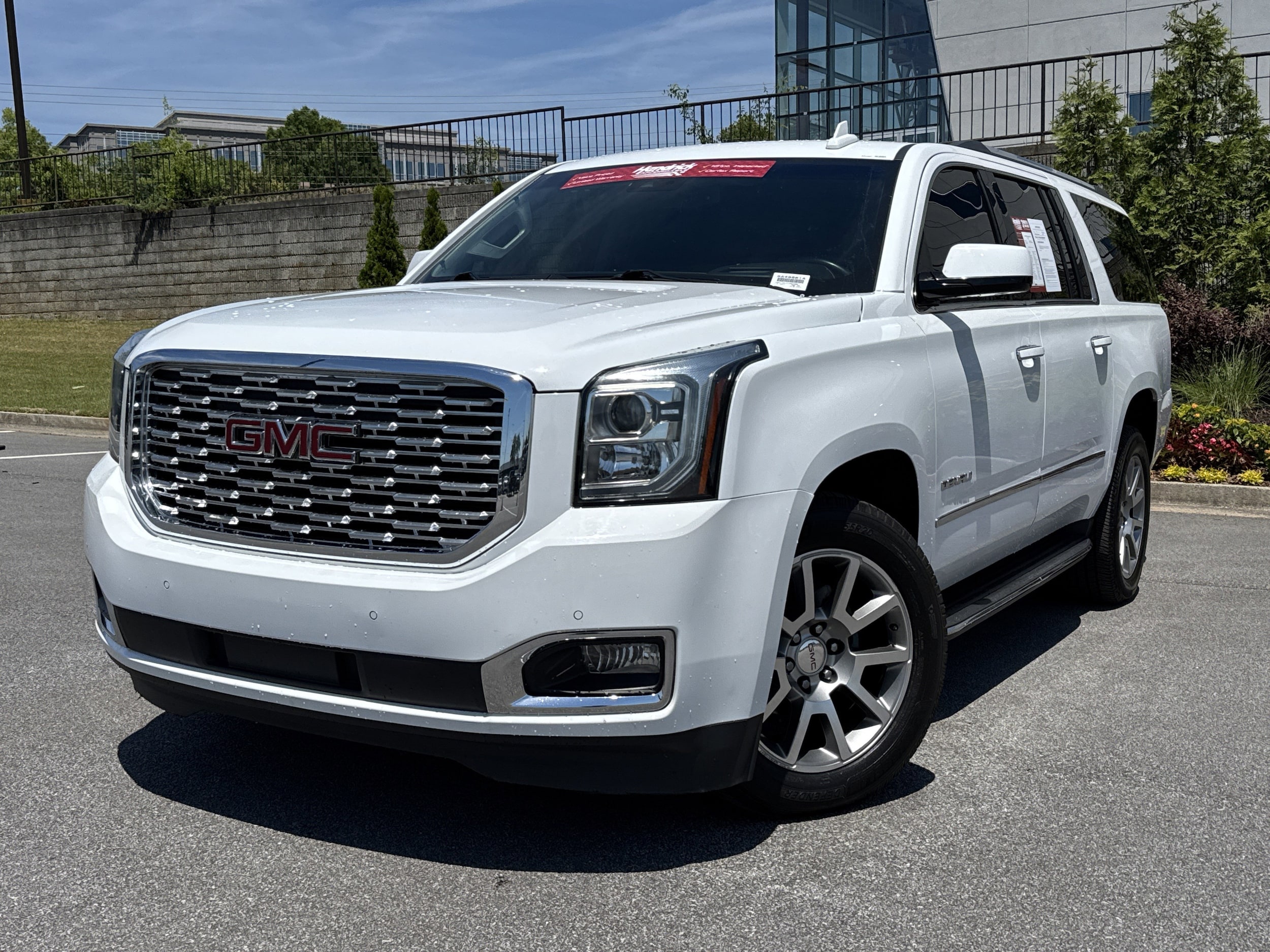 2018 GMC Yukon XL Denali photo 4
