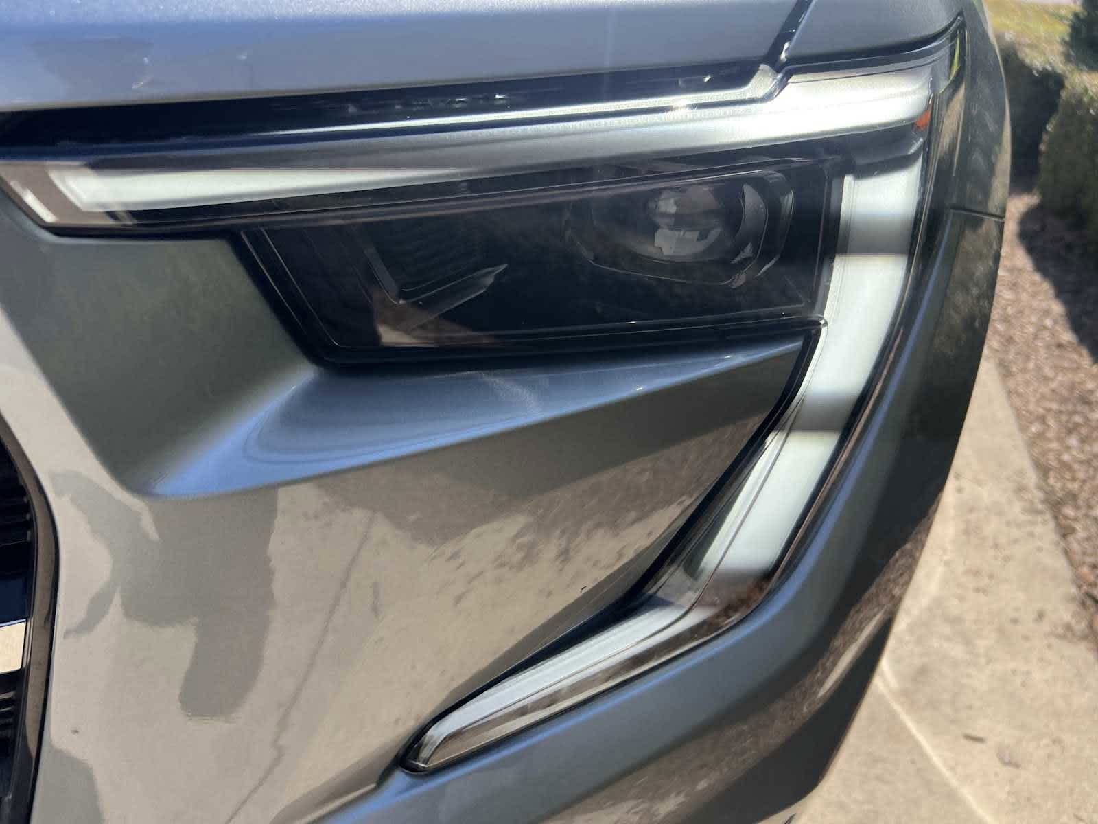 2025 GMC Acadia FWD Elevation photo 4