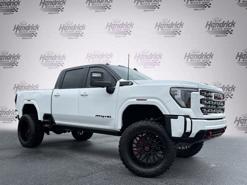 Used 2024 GMC Sierra 2500HD AT4 Pickup
