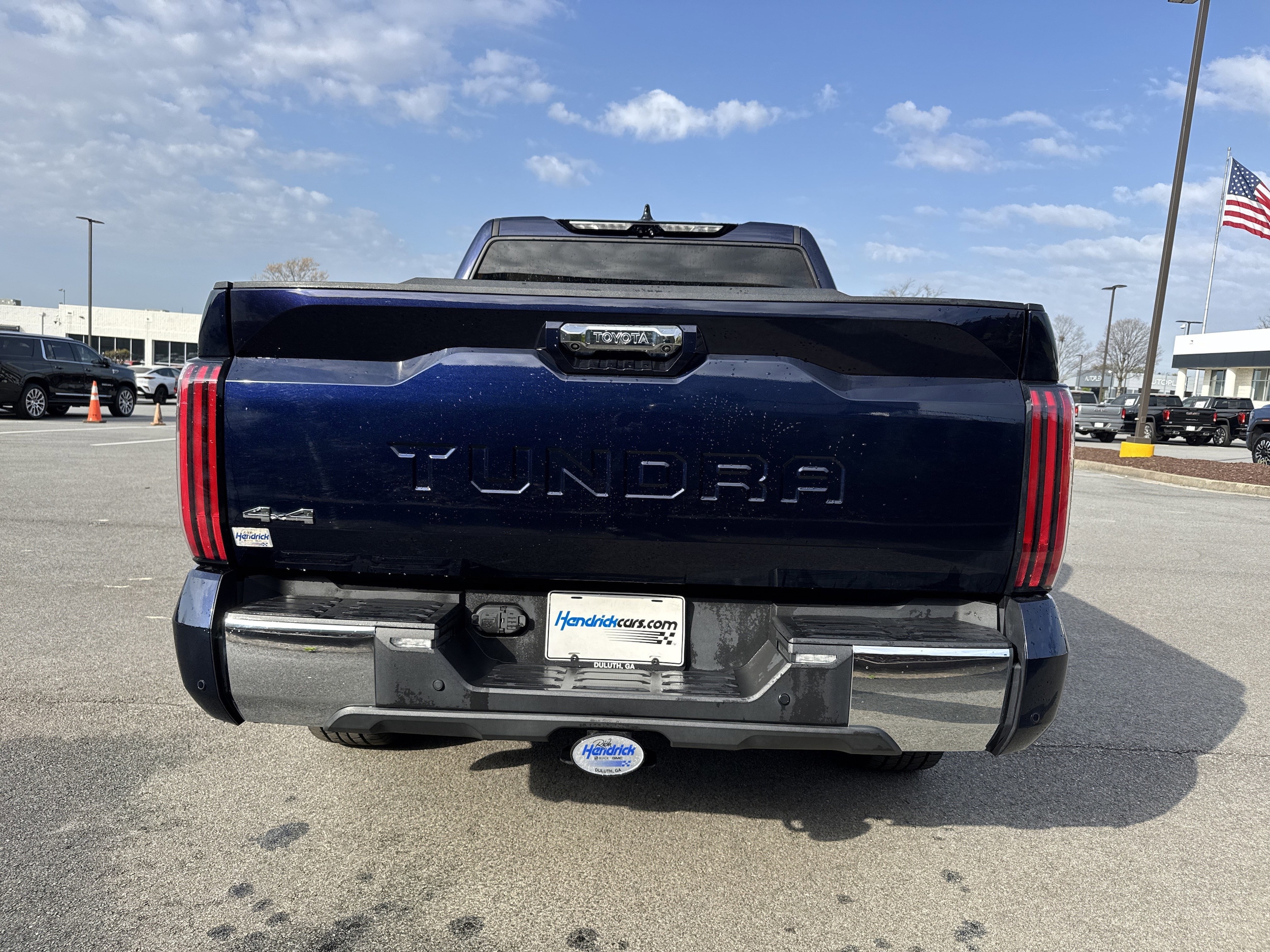 2022 Toyota Tundra 4WD 1794 Edition photo 3