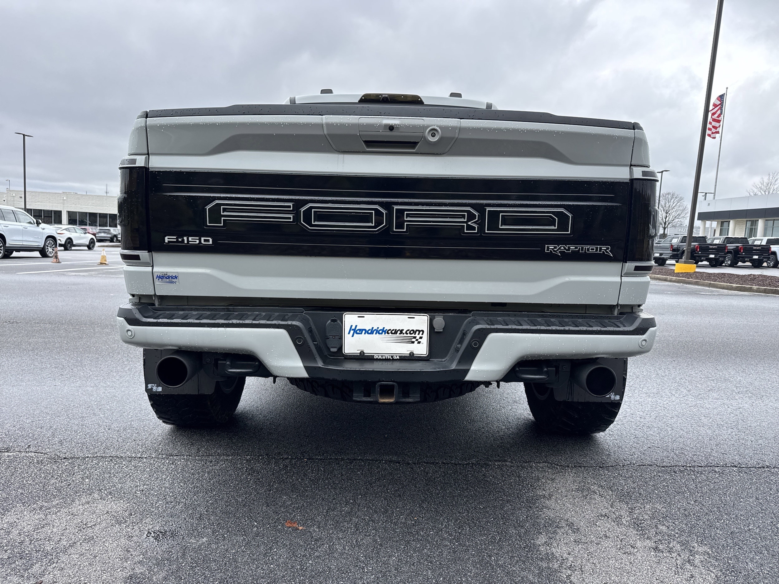 2023 Ford F-150 Raptor photo 3