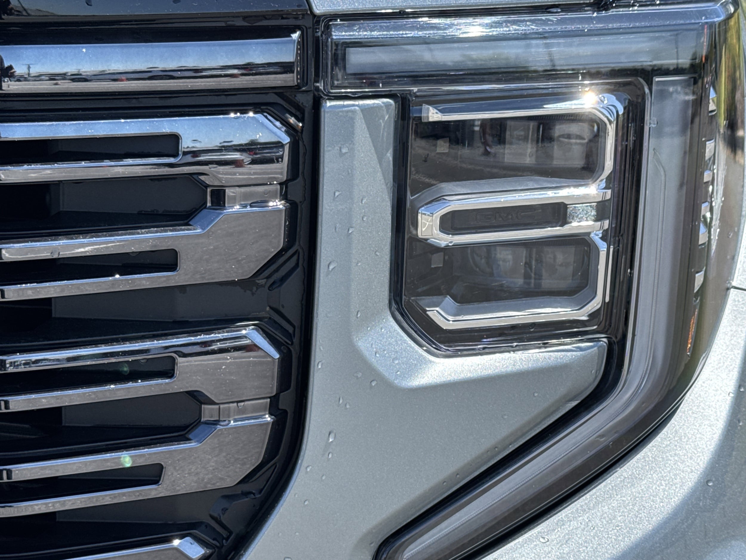 2025 GMC Sierra 1500 Denali Ultimate photo 4
