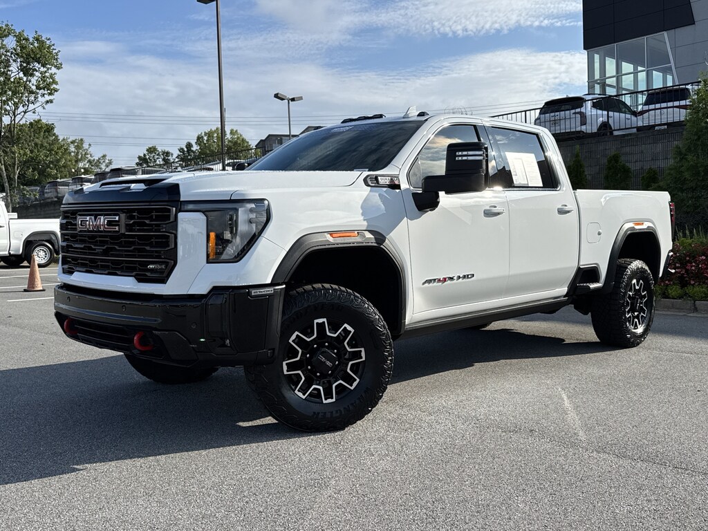 Used 2025 GMC Sierra 2500HD AT4X Pickup