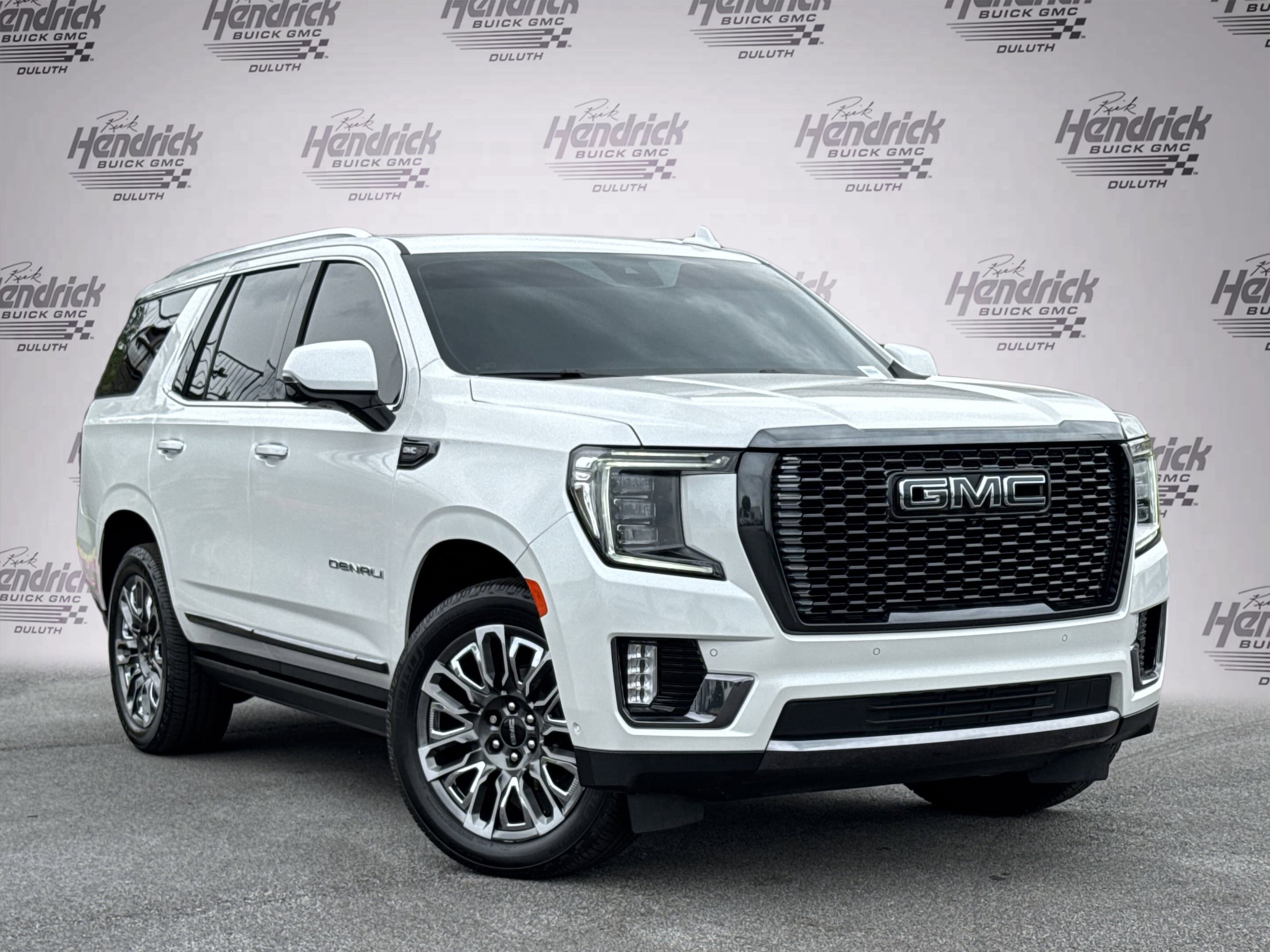 Used 2023 GMC Yukon Denali Ultimate with VIN 1GKS2EKL6PR220017 for sale in Charlotte, NC