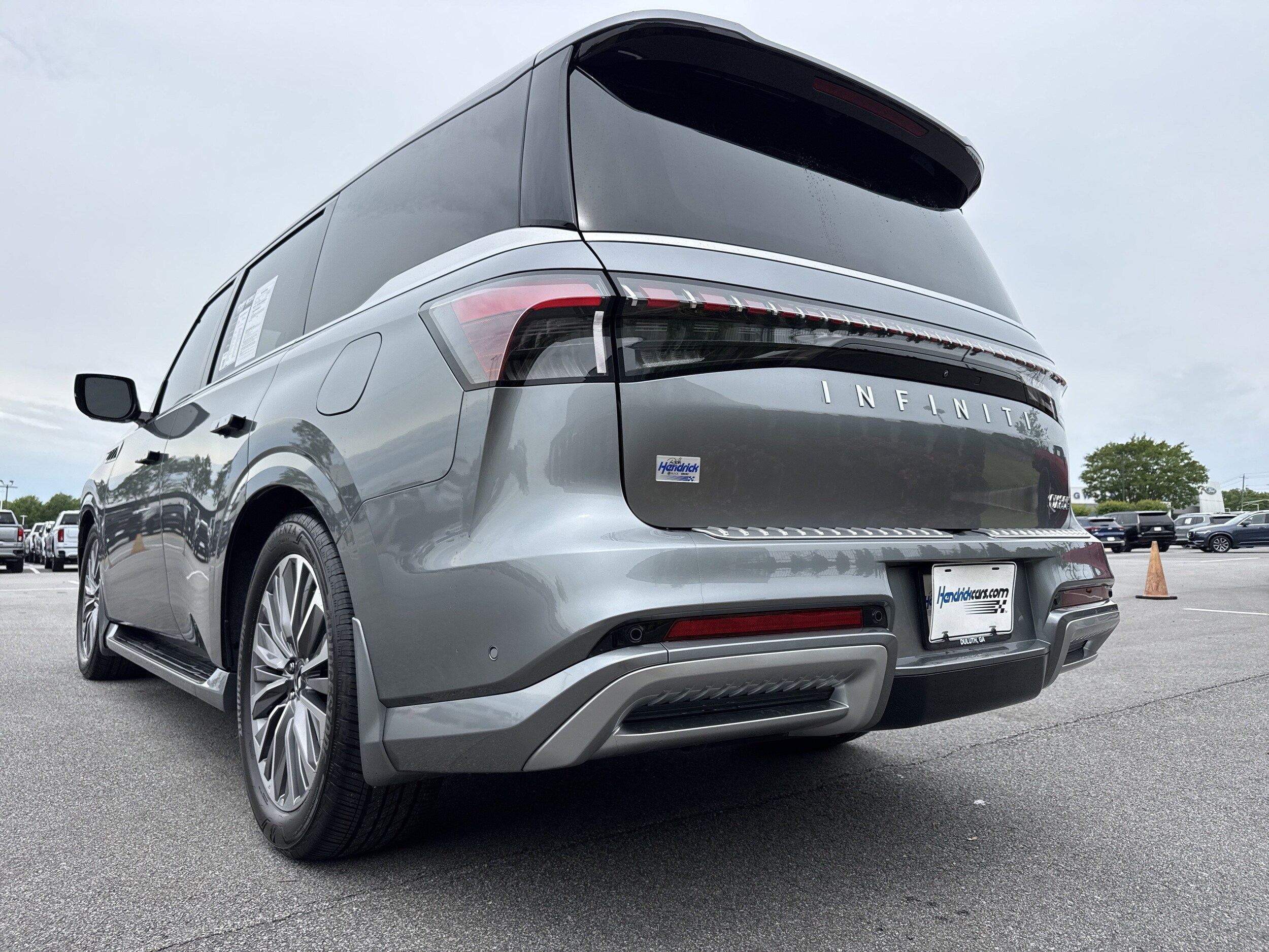 INFINITI QX80 SENSORY