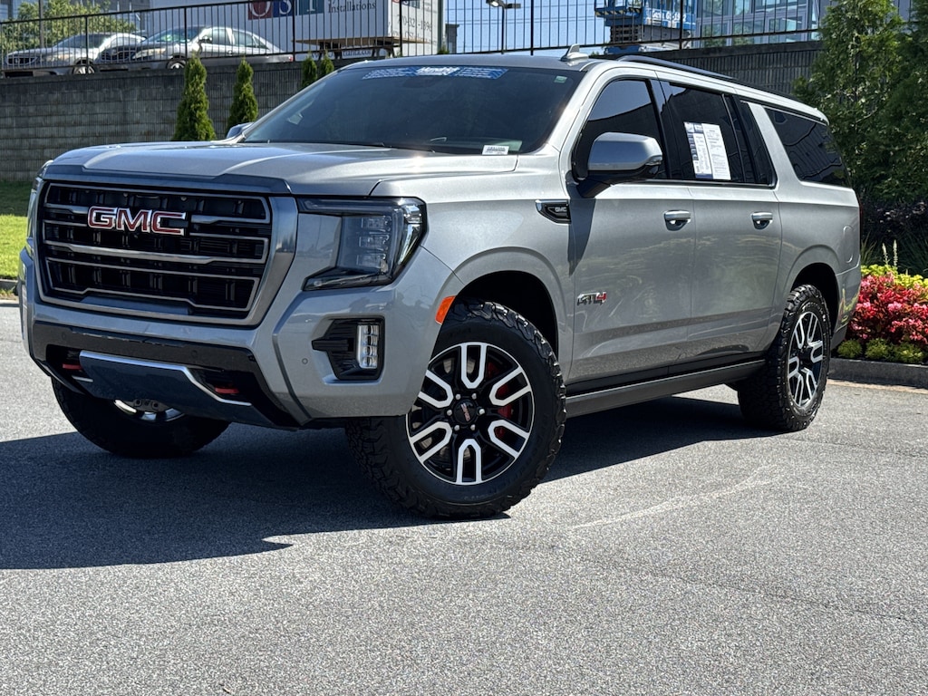 Used 2023 GMC Yukon XL AT4 SUV