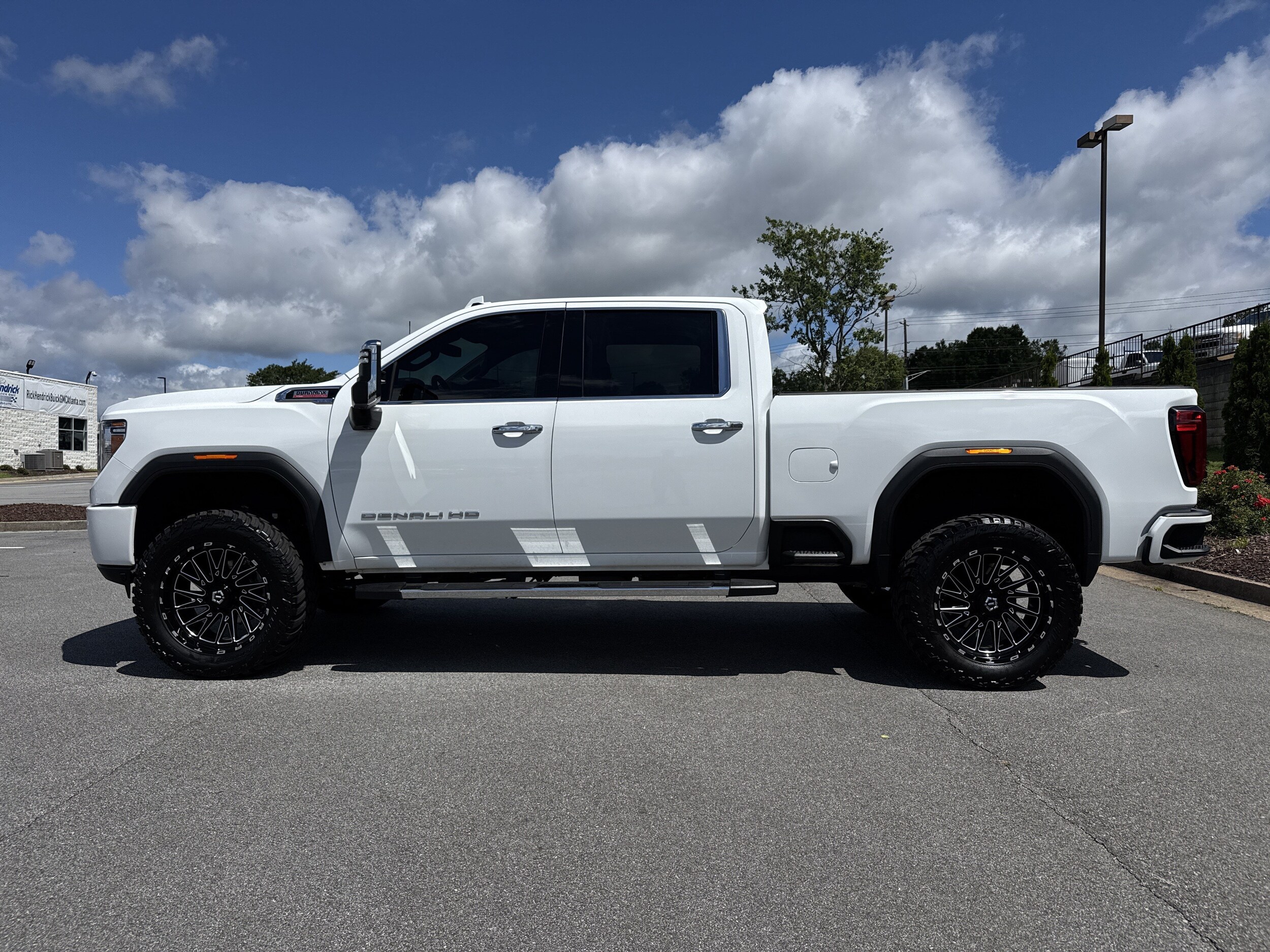 GMC Sierra 2500HD Denali