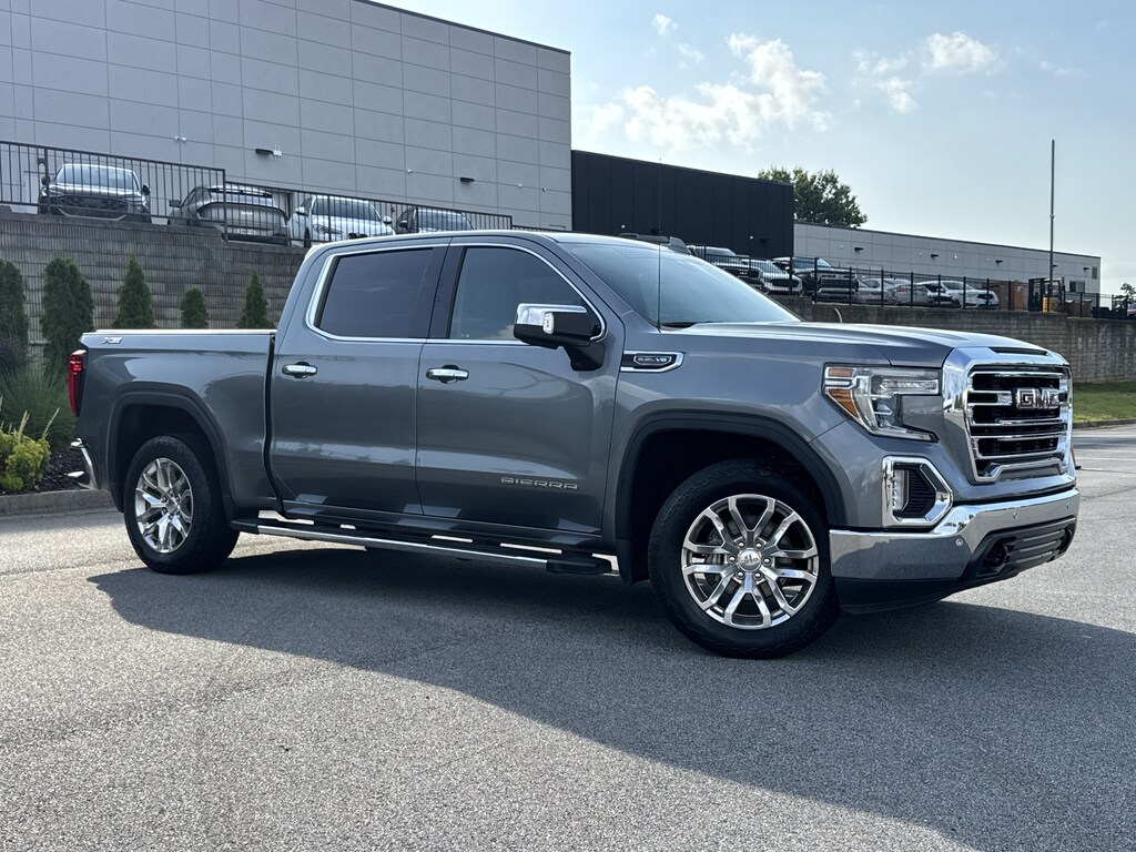 Used 2021 GMC Sierra 1500 SLT Pickup