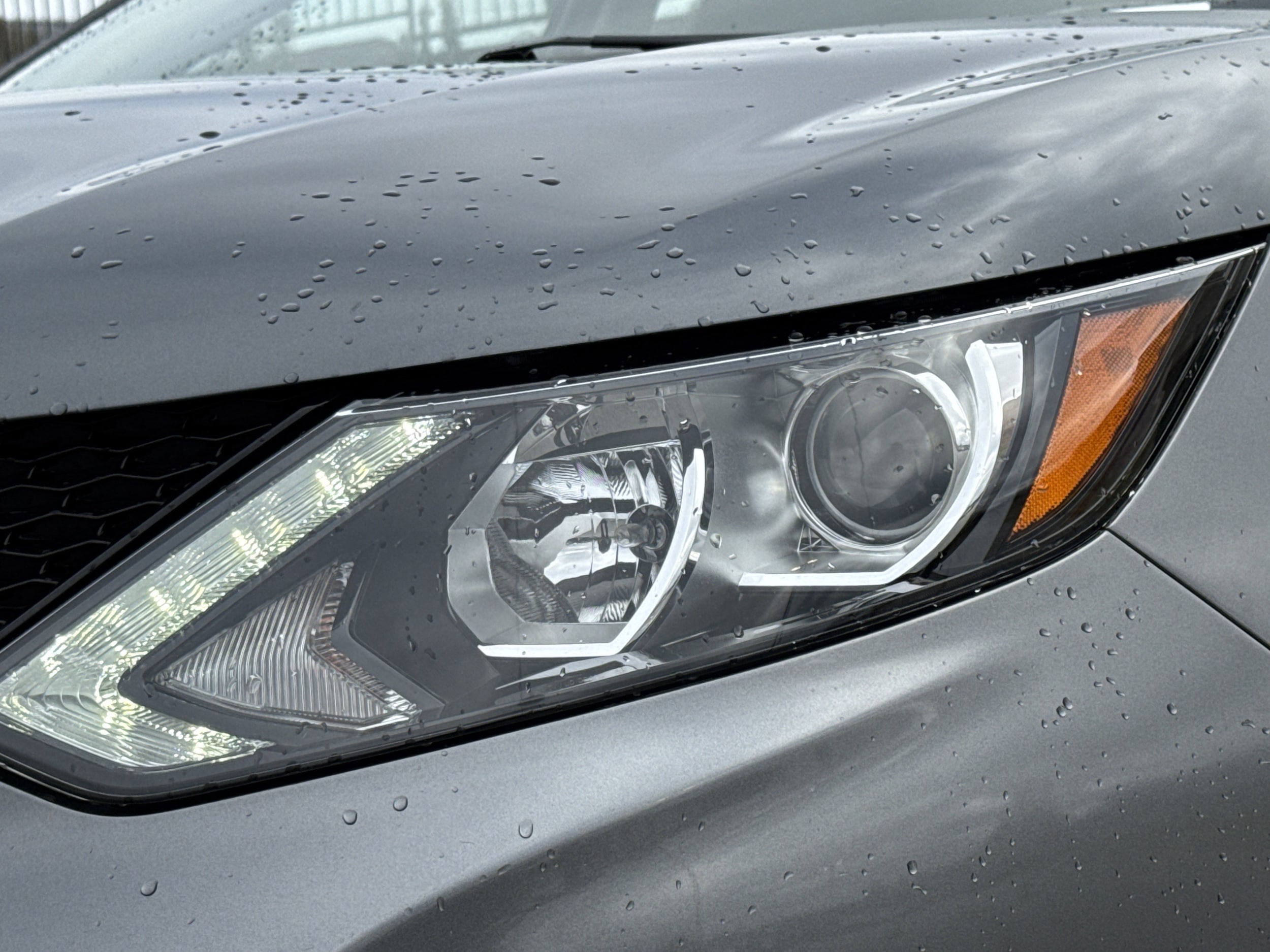 2019 Nissan Rogue Sport S photo 5