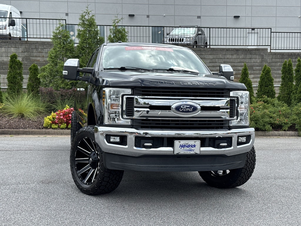 Used 2019 Ford Super Duty F-250 SRW XLT Pickup