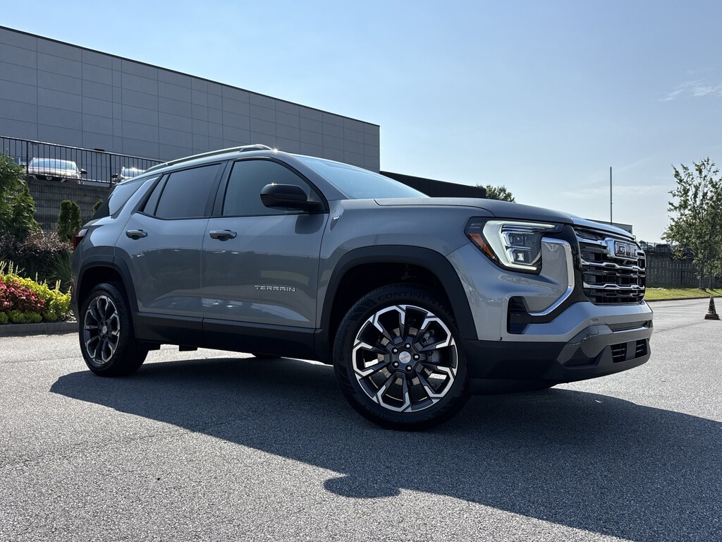 Used 2026 GMC Terrain FWD Elevation SUV