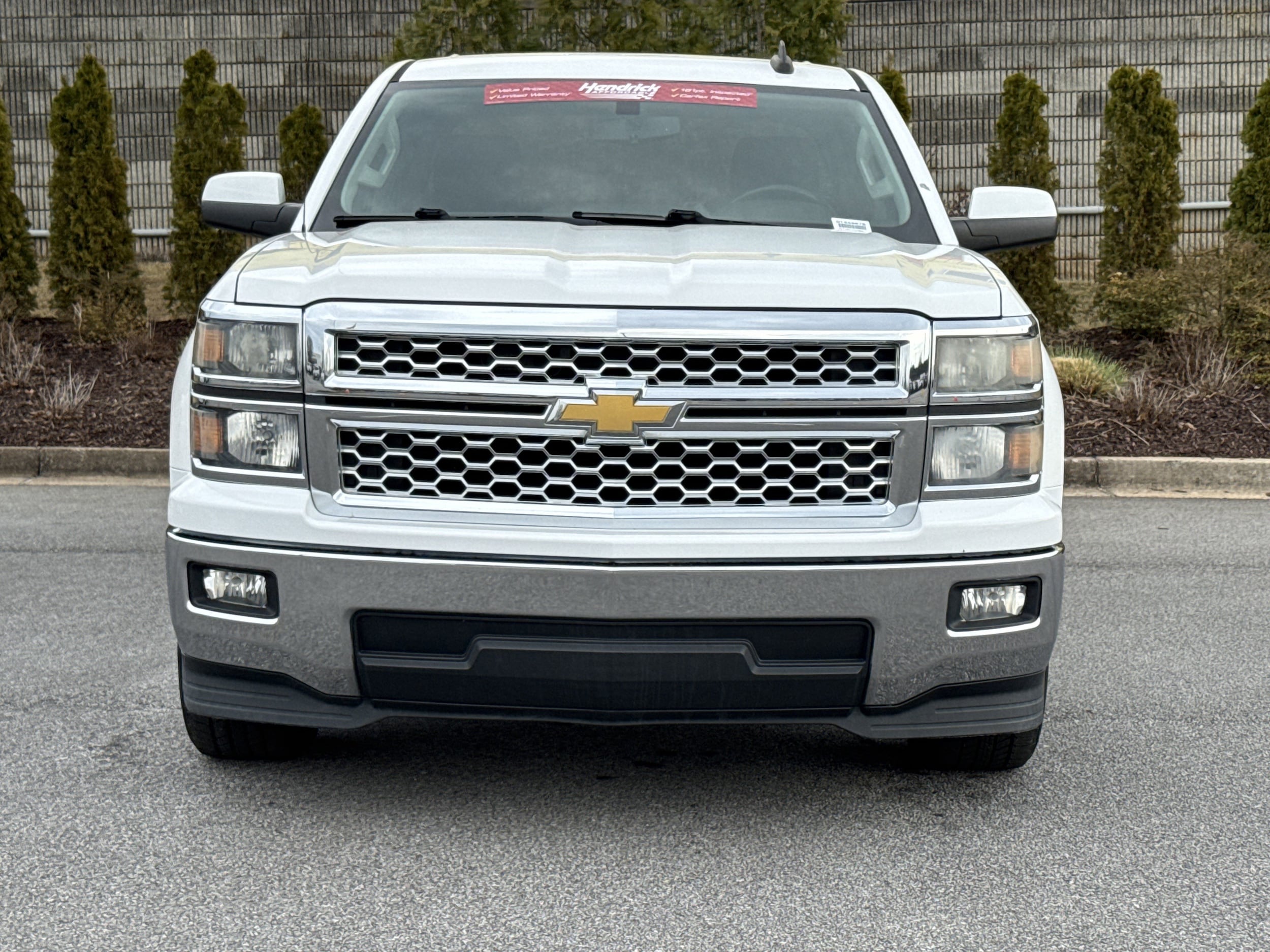2015 Chevrolet Silverado 1500 LT photo 2