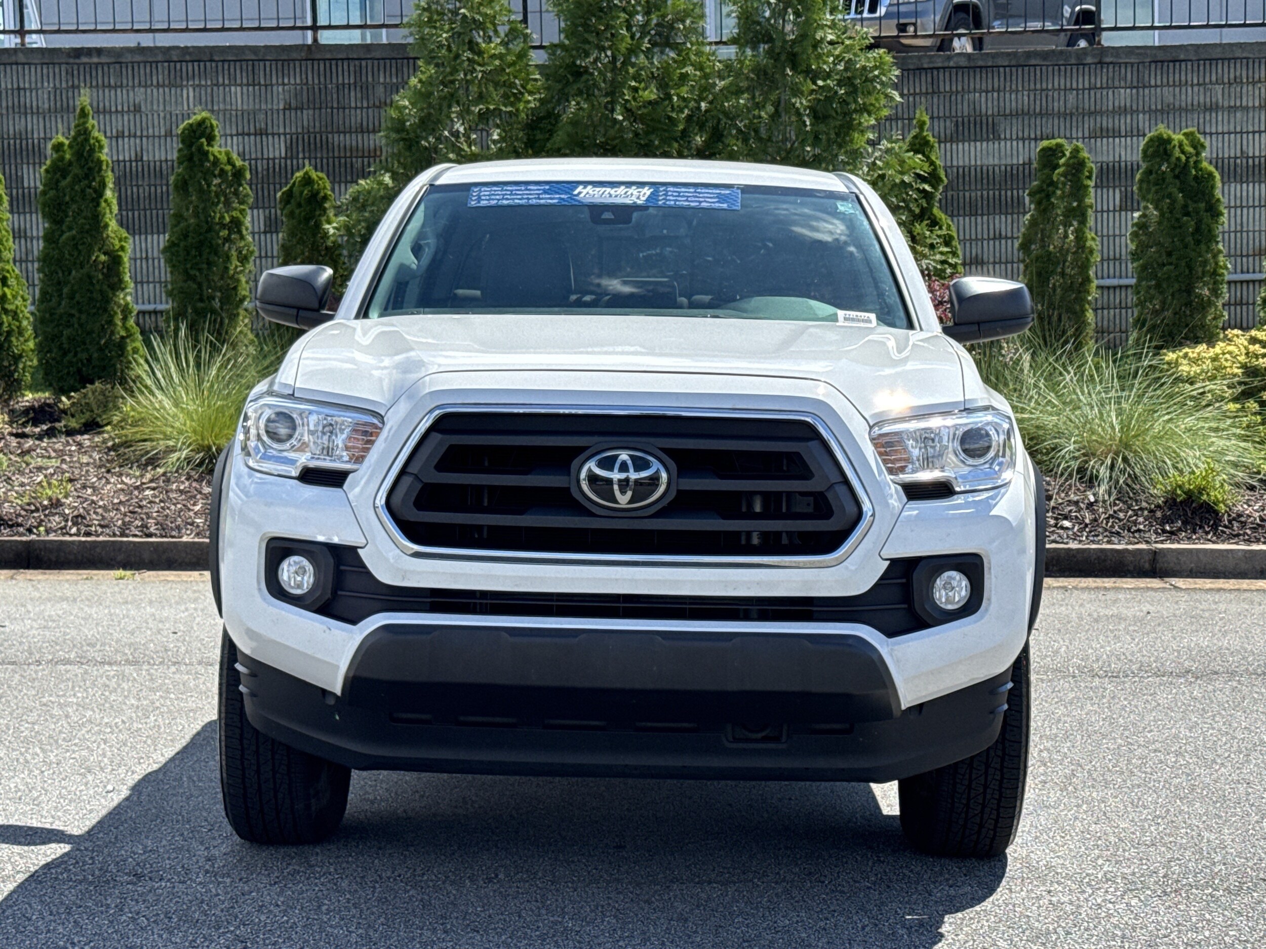 Toyota Tacoma 2WD SR5