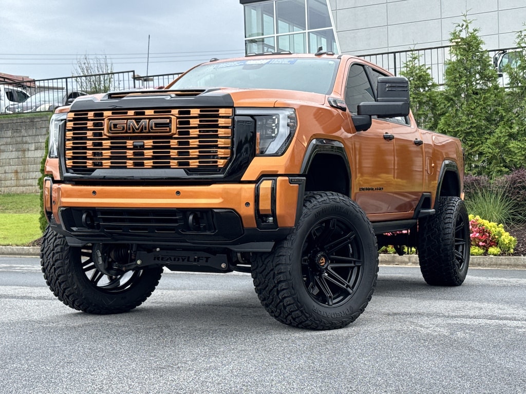 Used 2024 GMC Sierra 2500HD Denali Pickup