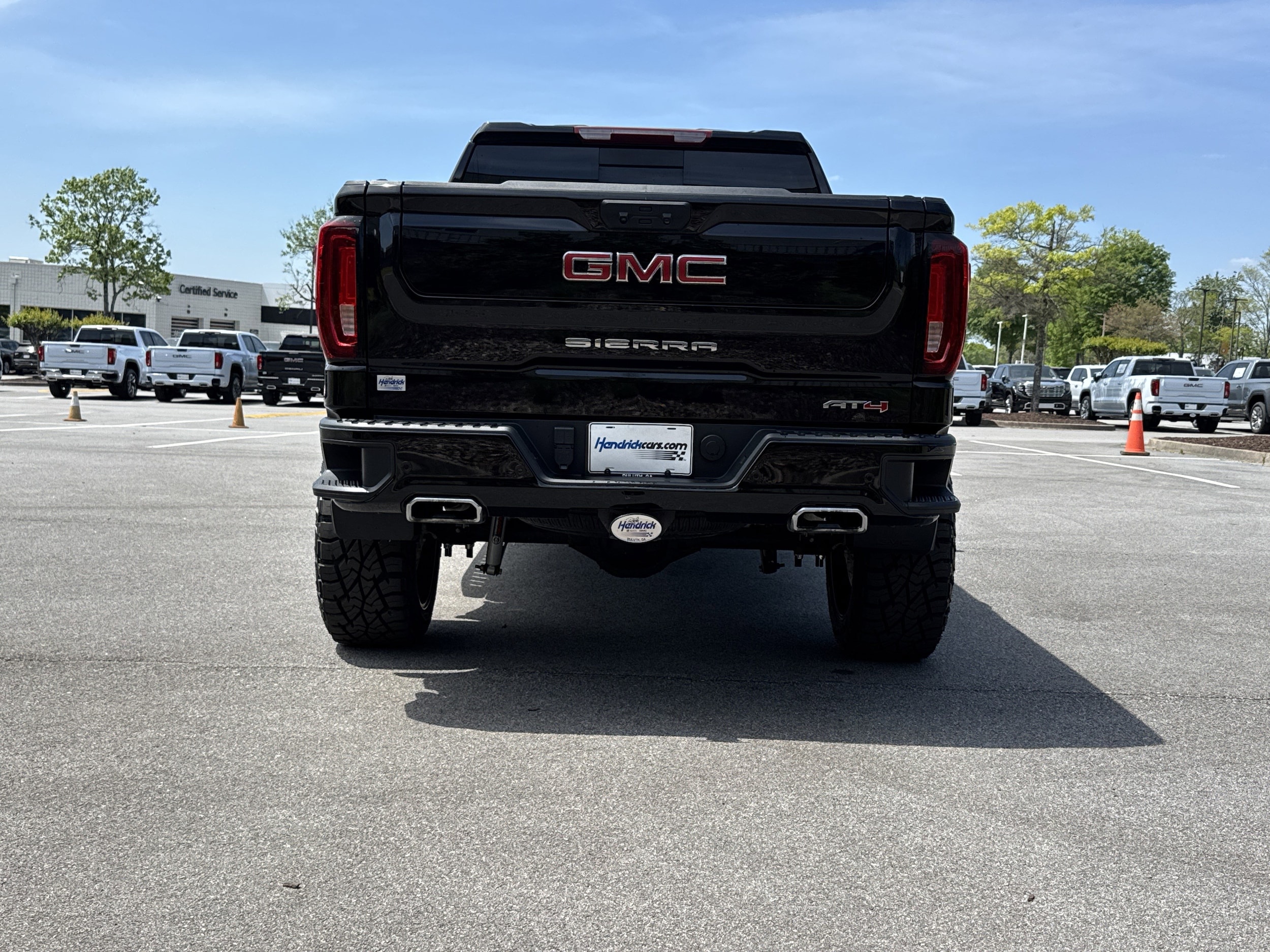 2024 GMC Sierra 1500 AT4 photo 3