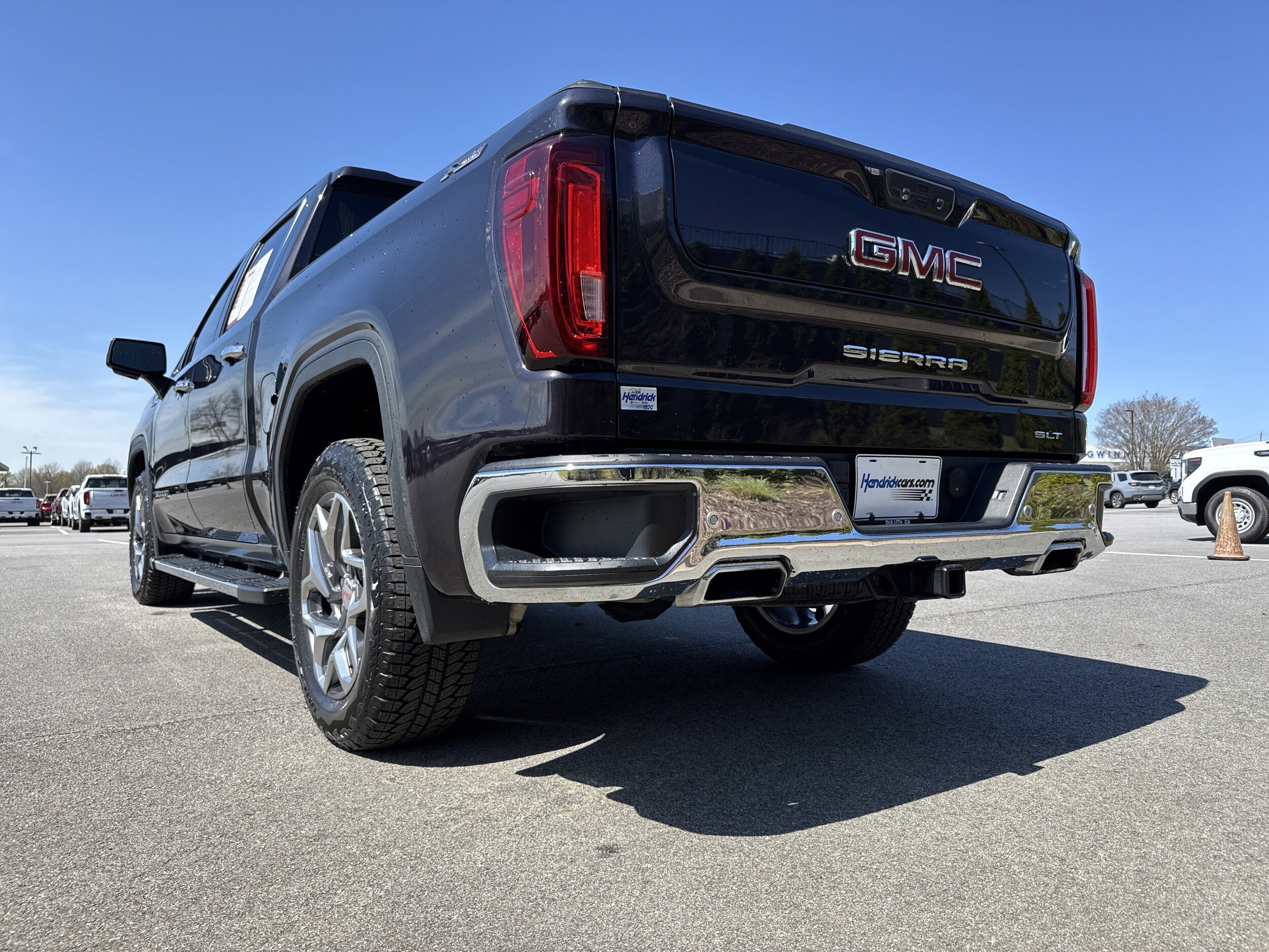 2022 GMC Sierra 1500 SLT photo 6