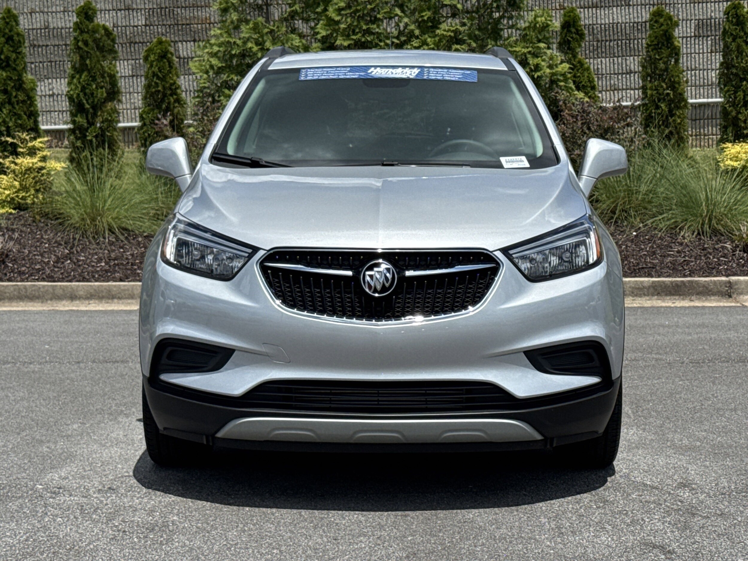 2022 Buick Encore Preferred photo 2