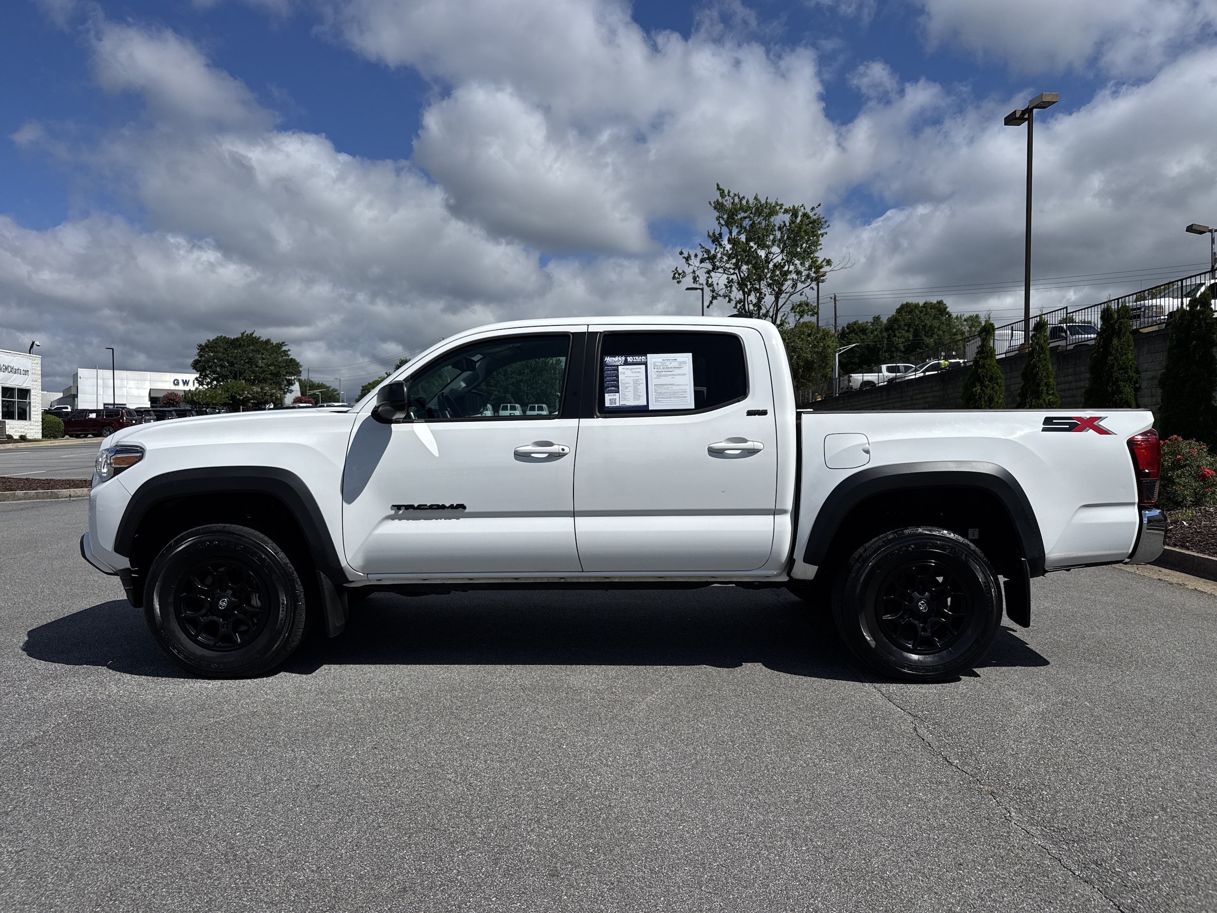 Toyota Tacoma 2WD SR5