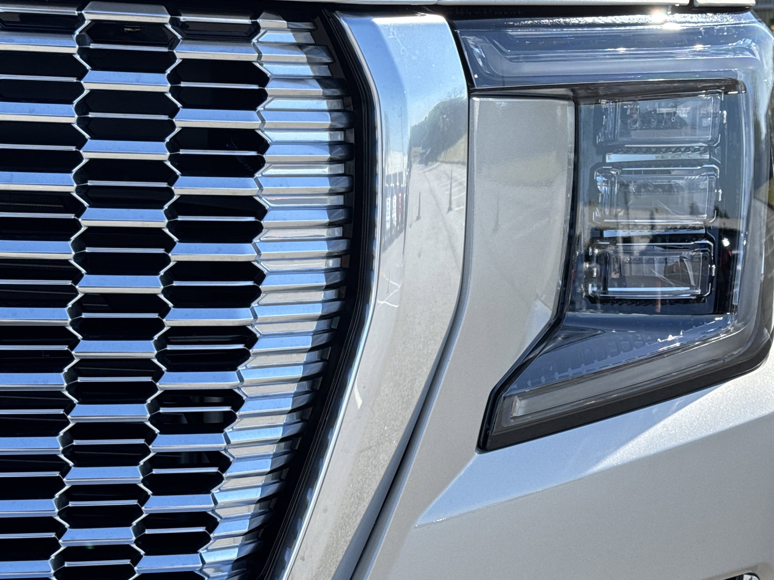 2024 GMC Yukon XL Denali photo 4