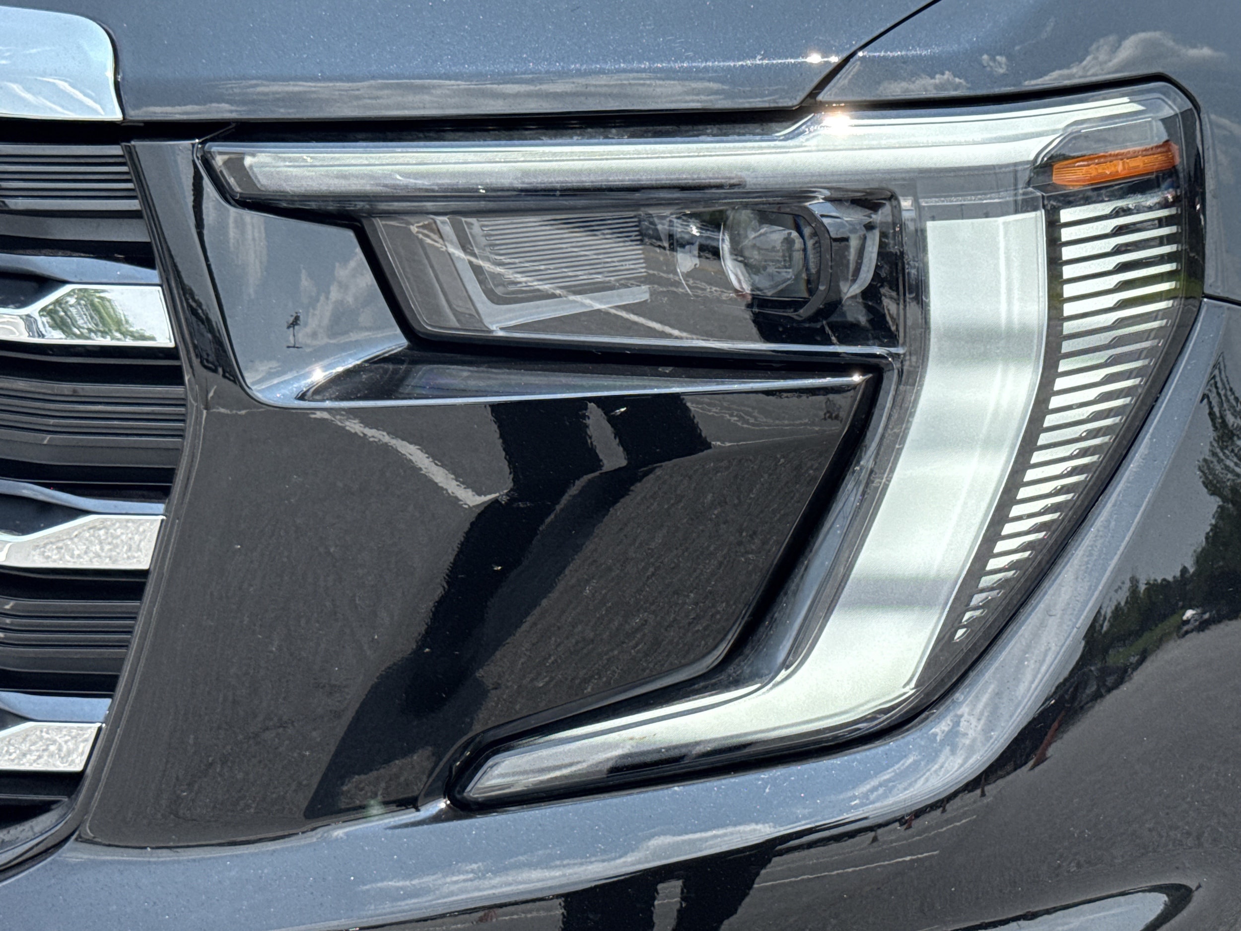 GMC Acadia FWD Elevation