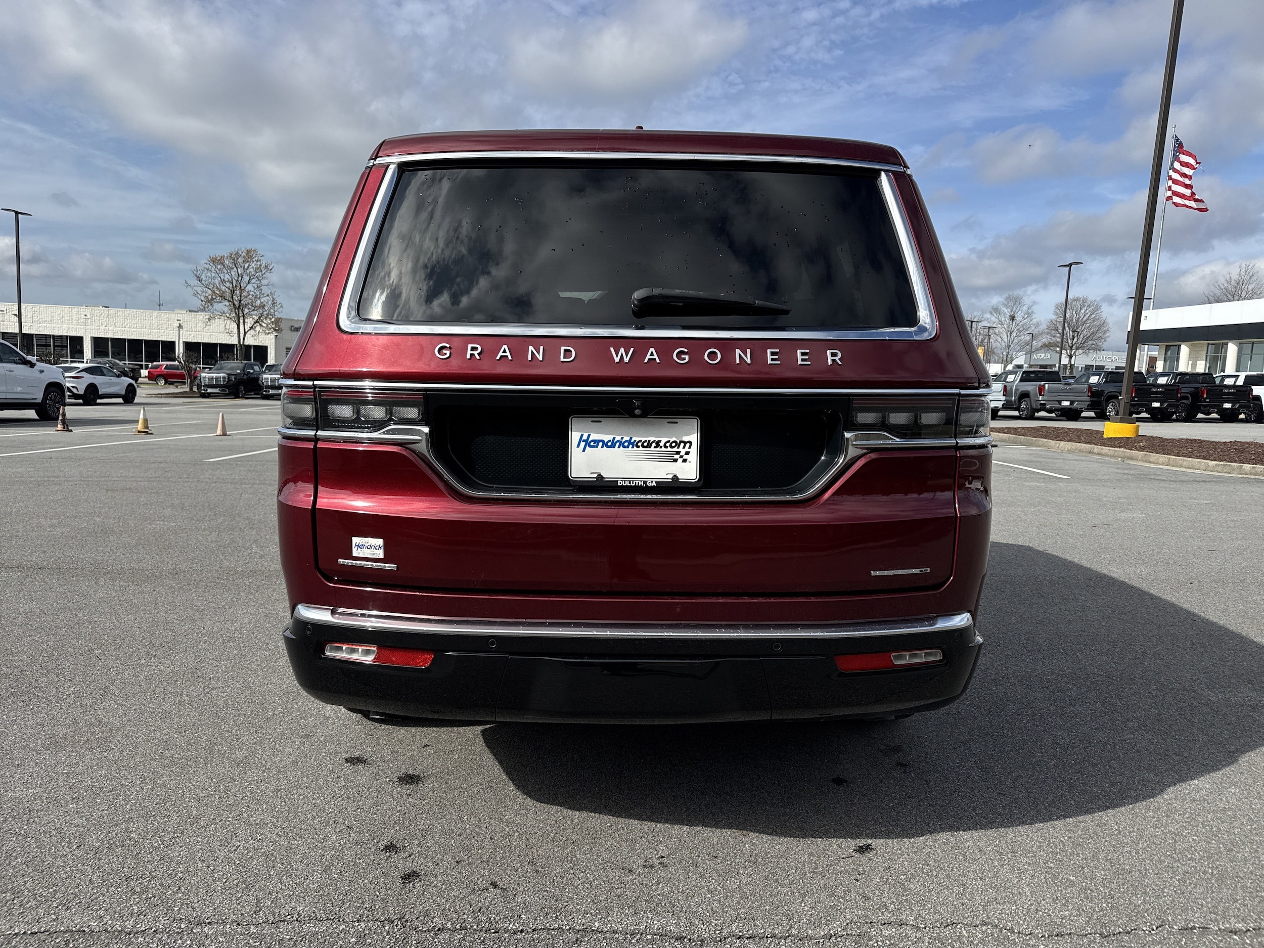2022 Jeep Grand Wagoneer Series I photo 3