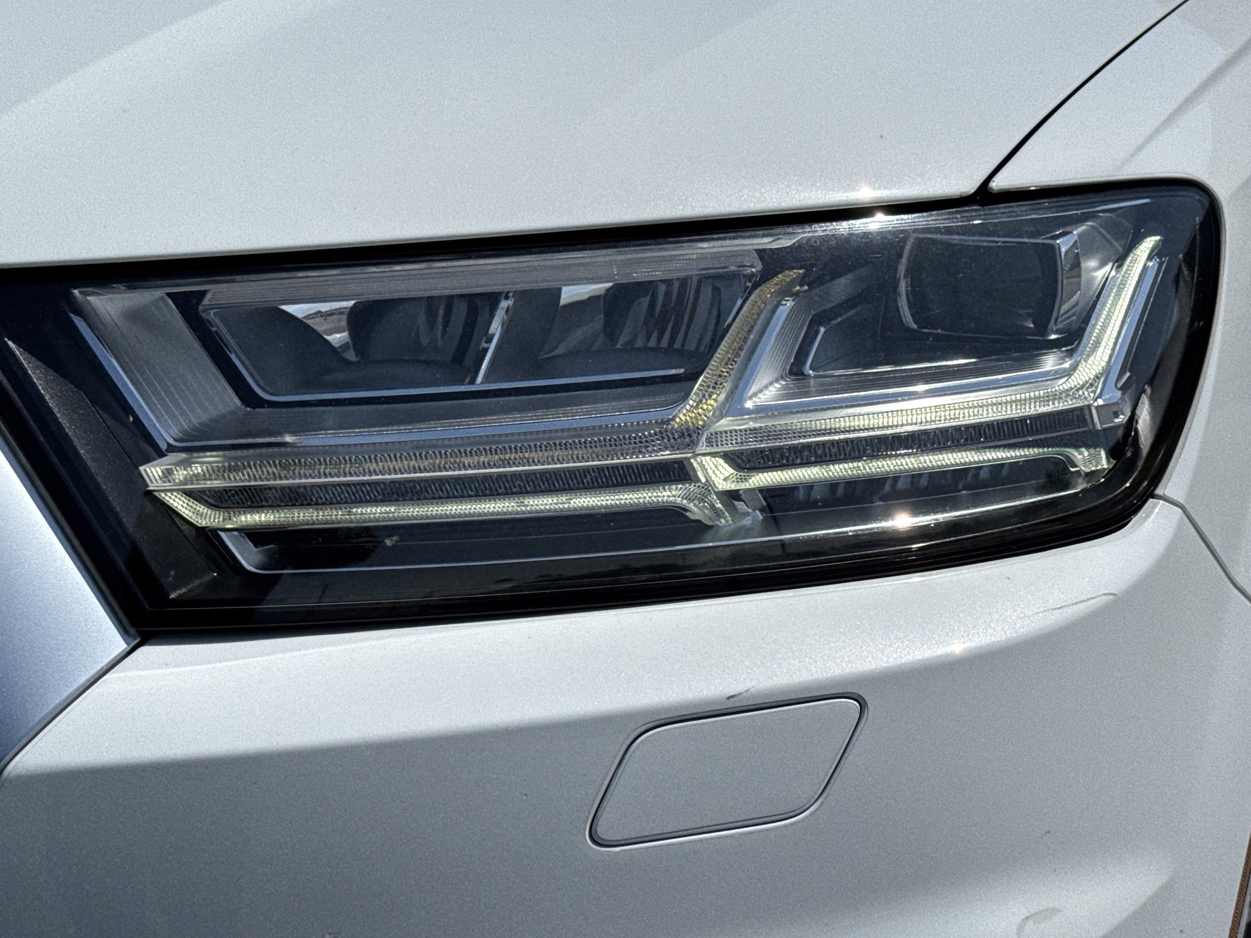 2017 Audi Q7 Prestige photo 5