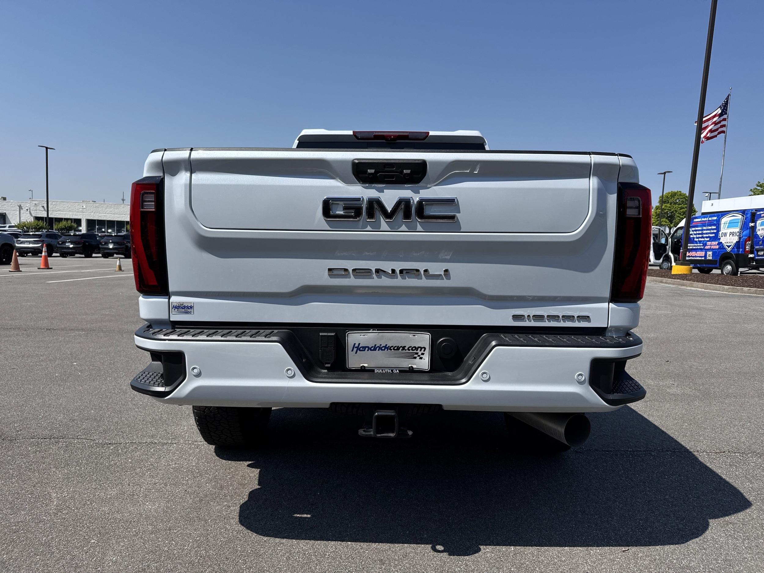 2026 GMC Sierra 2500HD Denali Ultimate photo 3