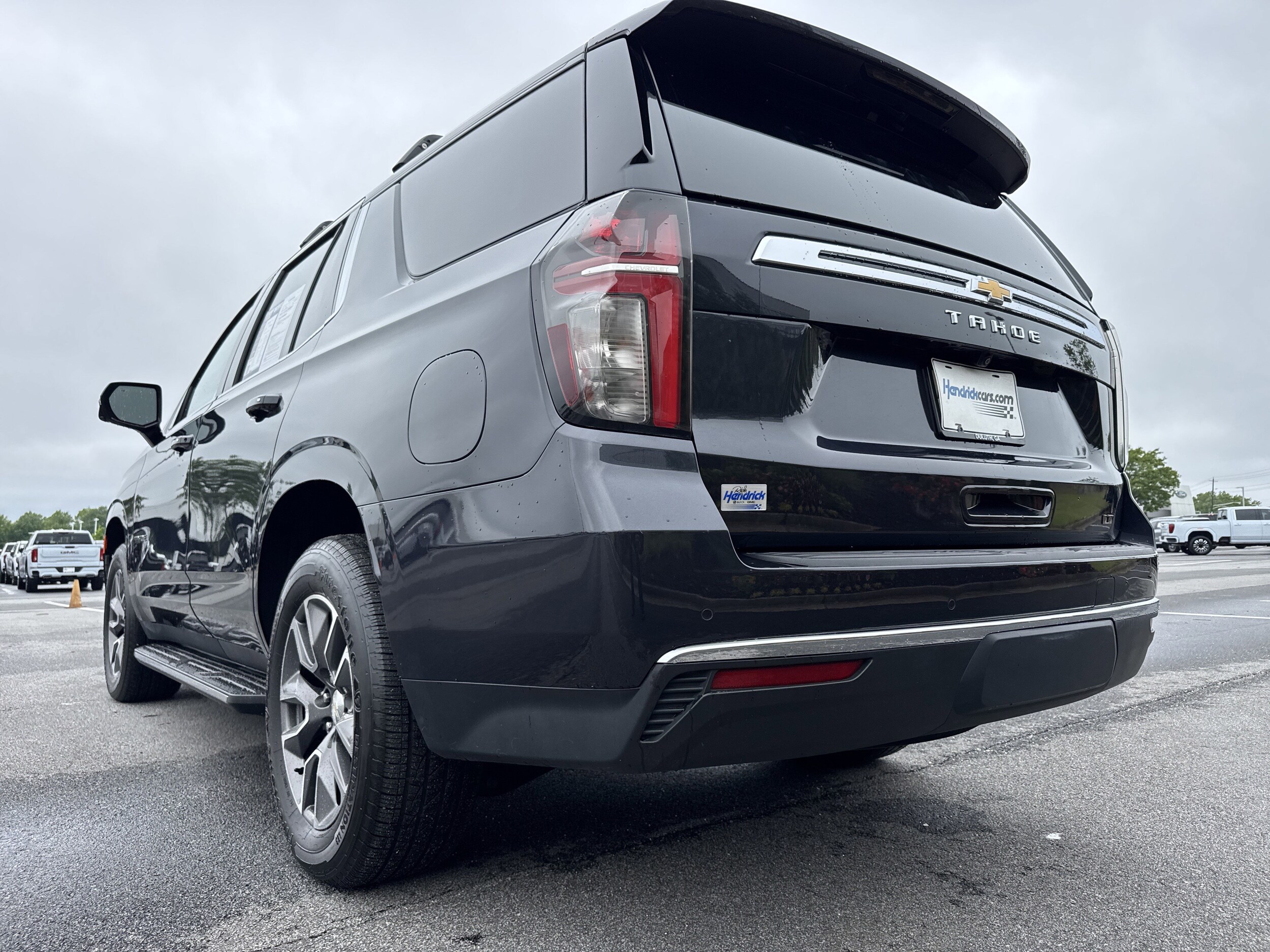 2022 Chevrolet Tahoe LT photo 3