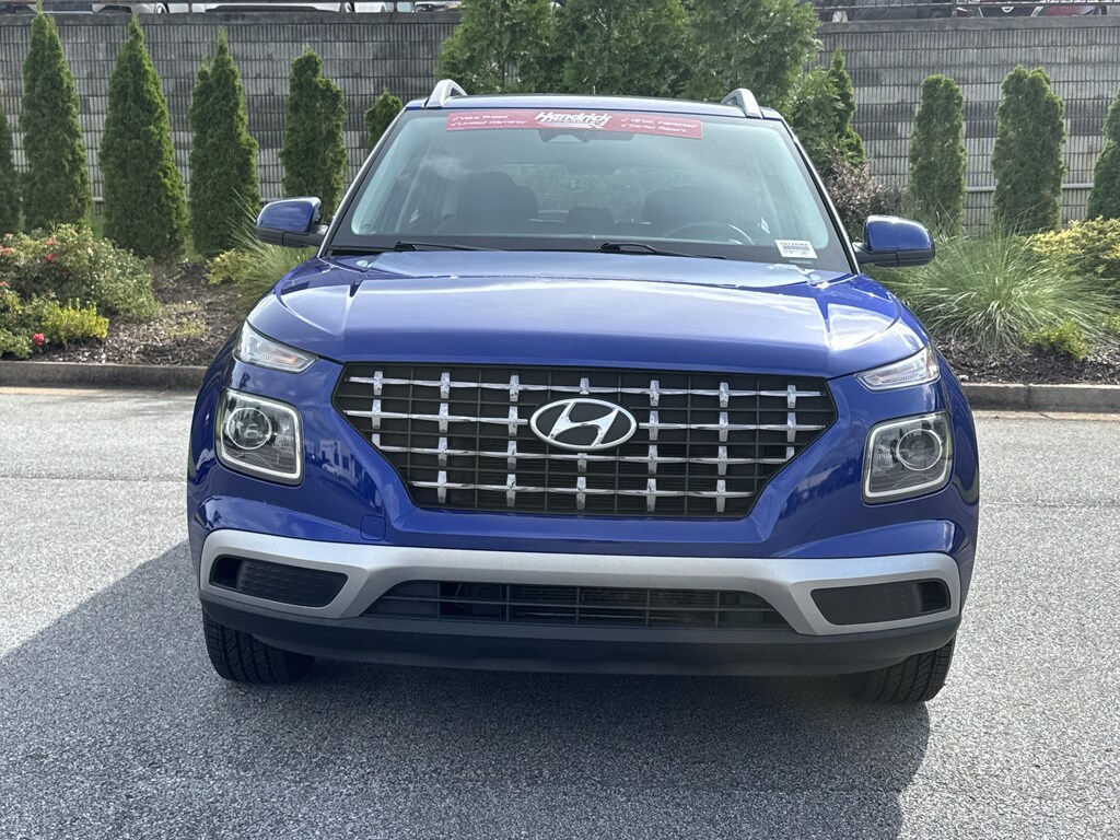 Used 2024 Hyundai Venue SEL SUV