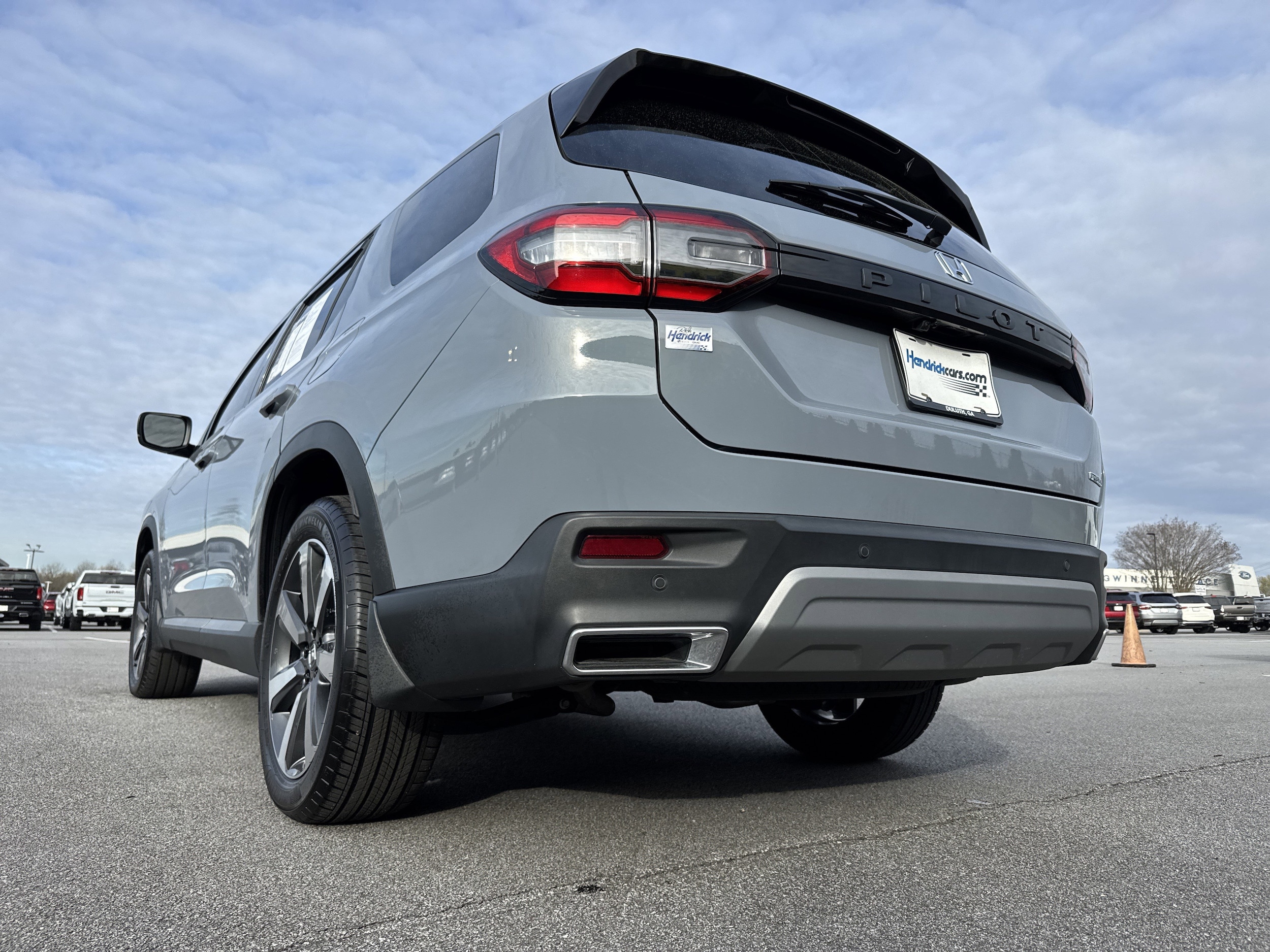 2025 Honda Pilot Touring photo 6