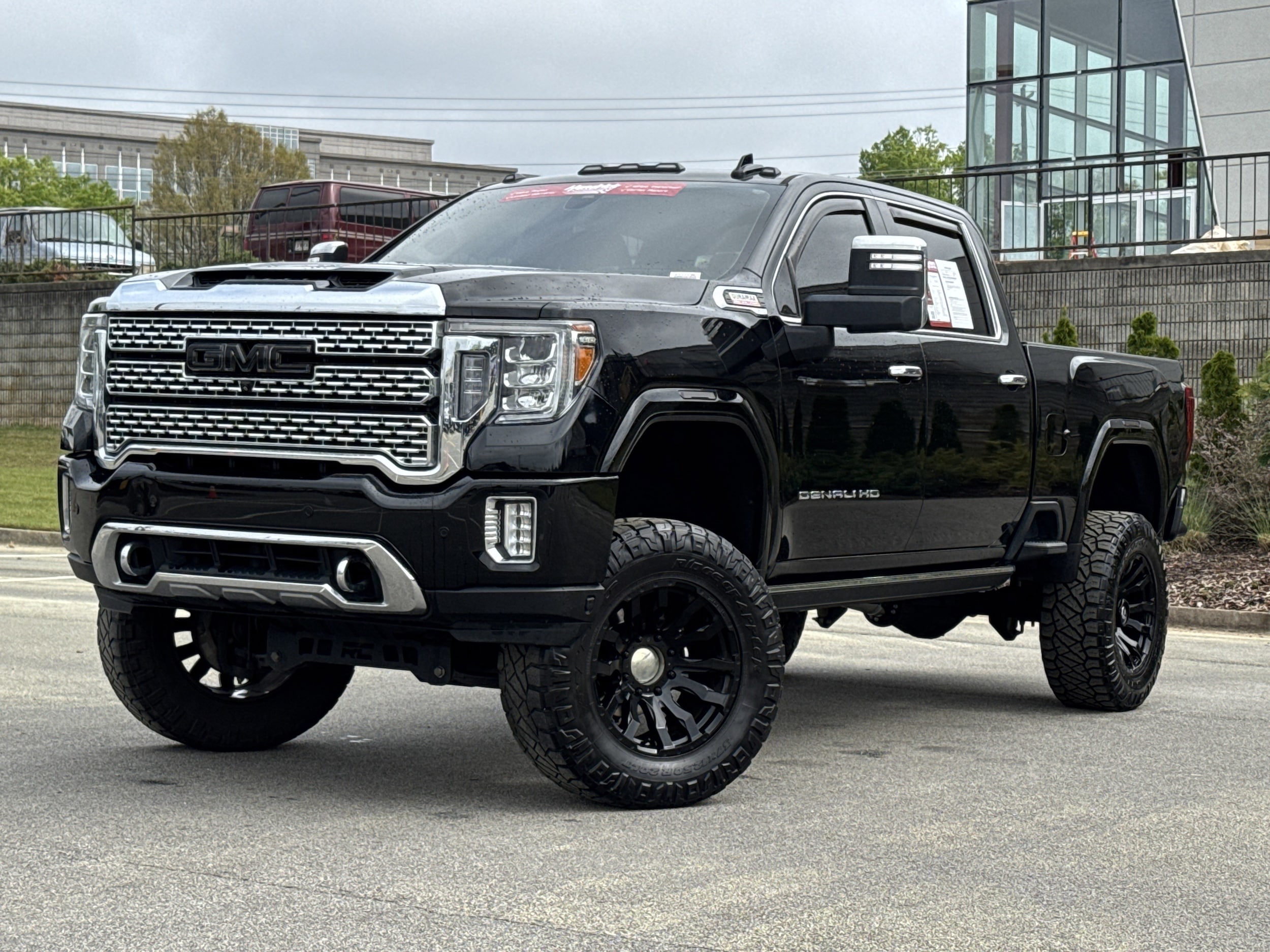 2022 GMC Sierra 2500HD Denali photo 4