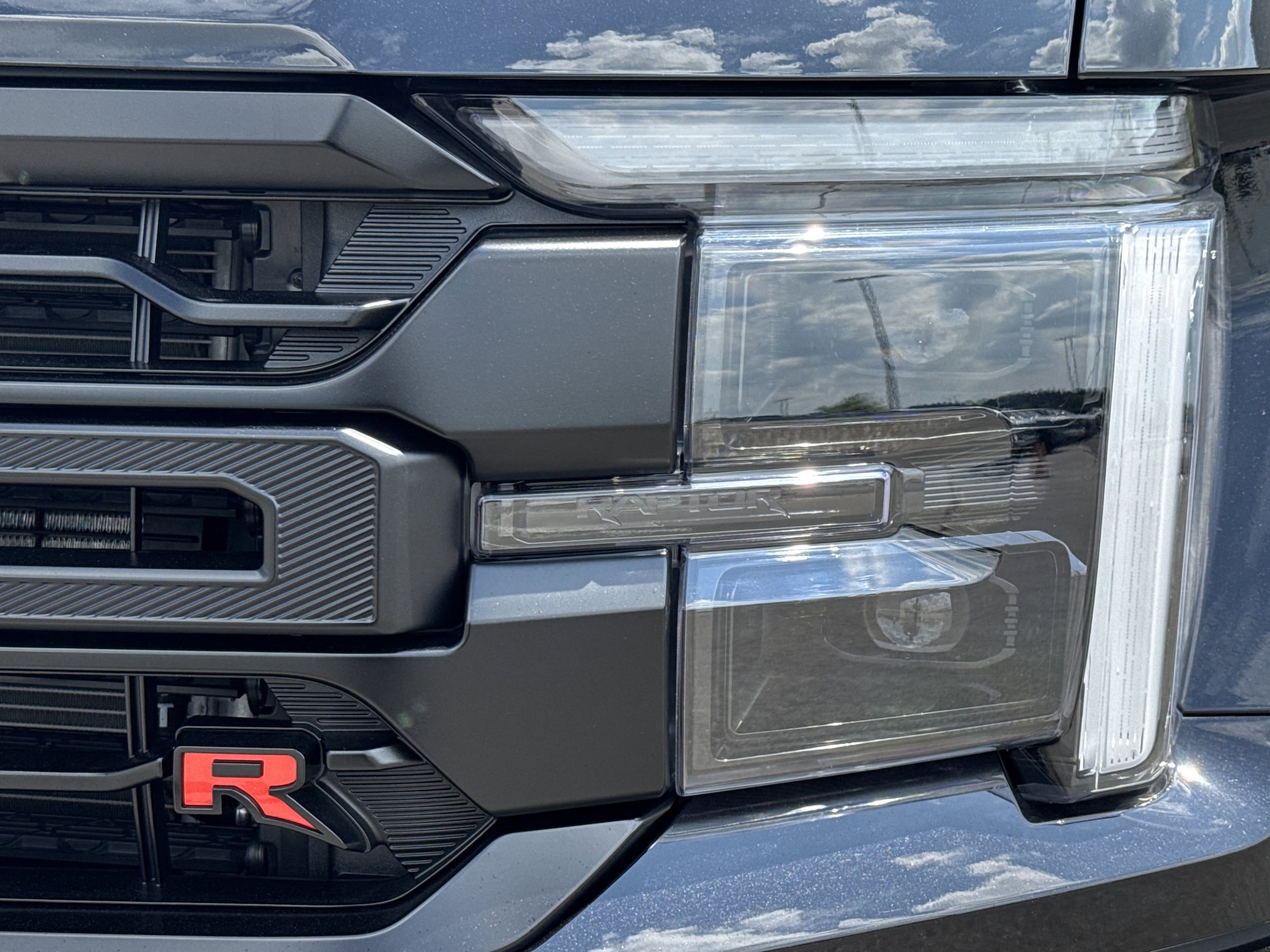 2026 Ford F-150 Raptor photo 4