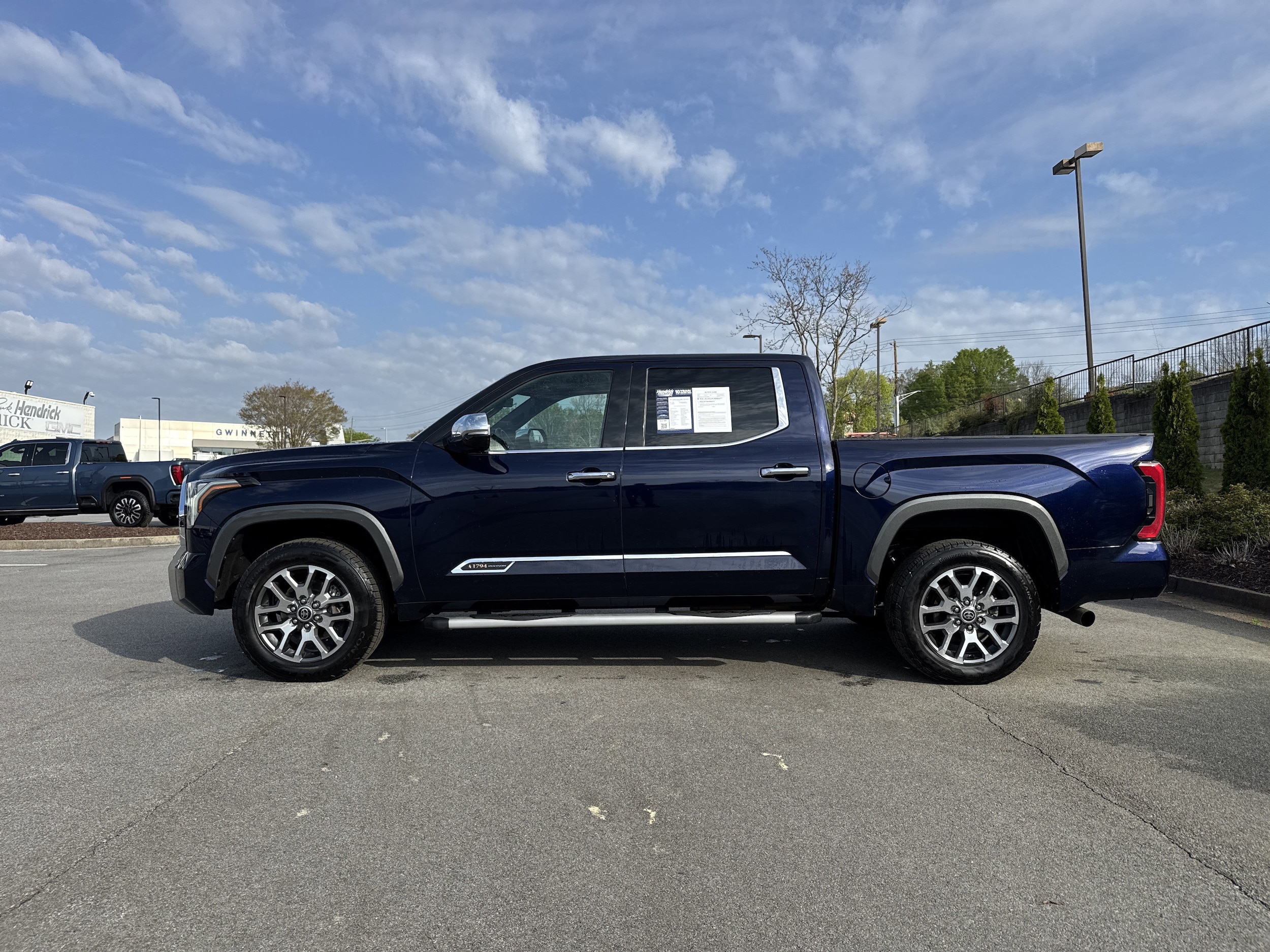 2022 Toyota Tundra 4WD 1794 Edition photo 5