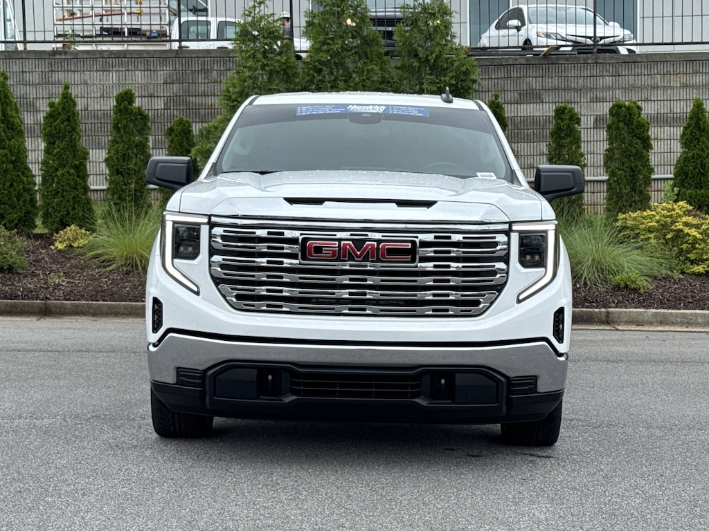 Used 2025 GMC Sierra 1500 Pro Pickup