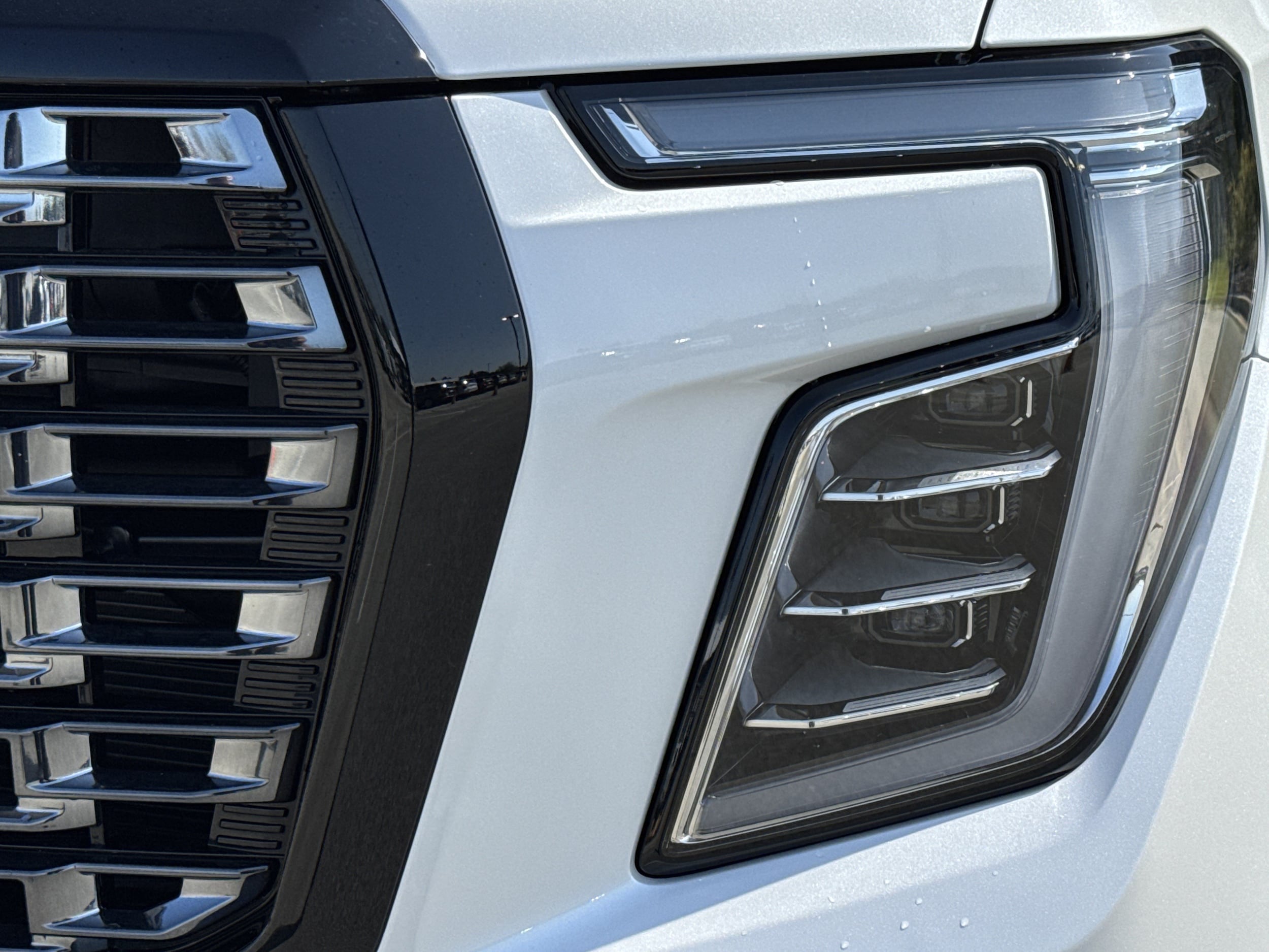 GMC Yukon Denali Ultimate