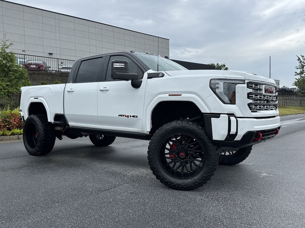 Used 2024 GMC Sierra 2500HD AT4 Pickup