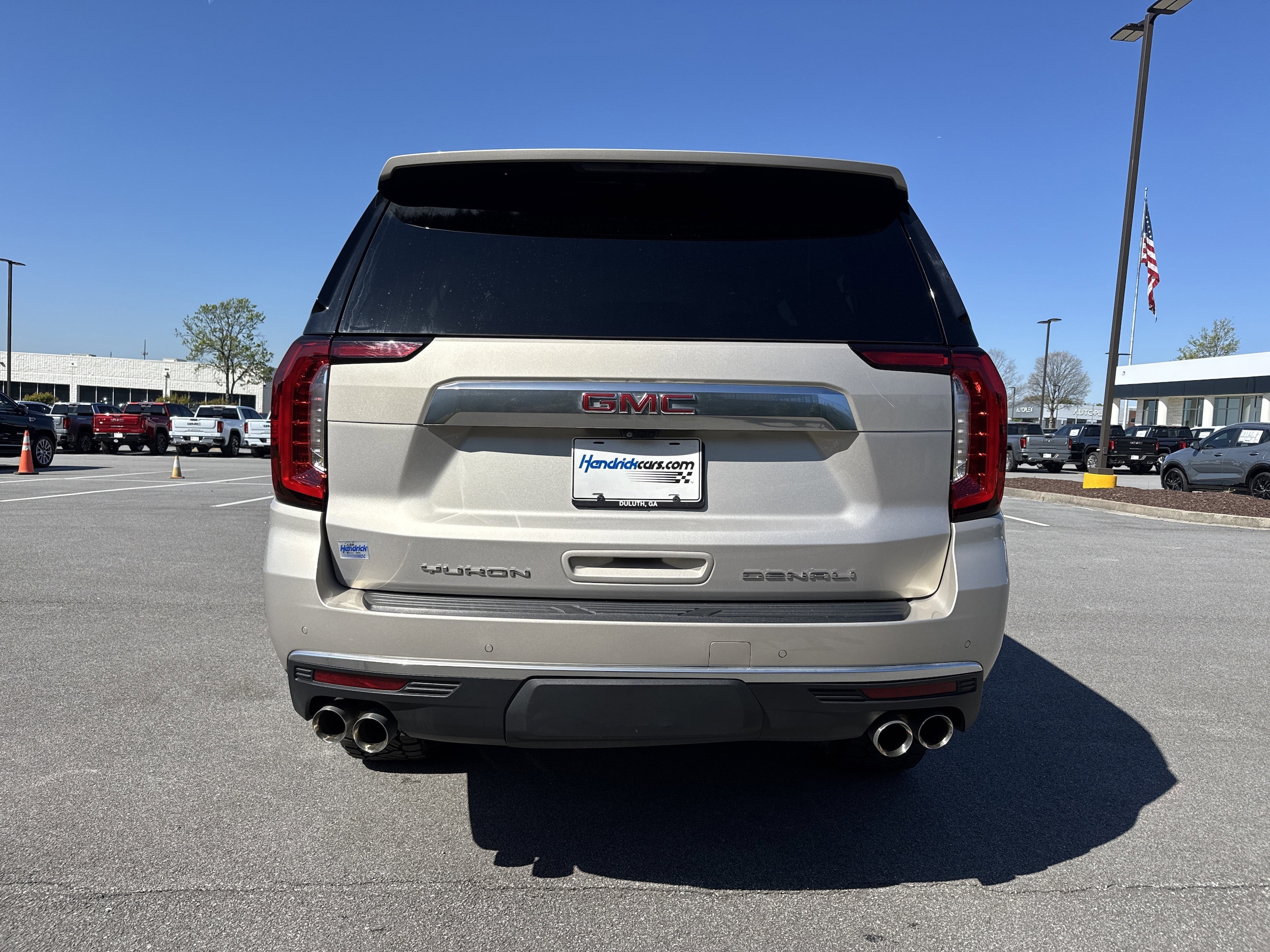 2024 GMC Yukon XL Denali photo 3