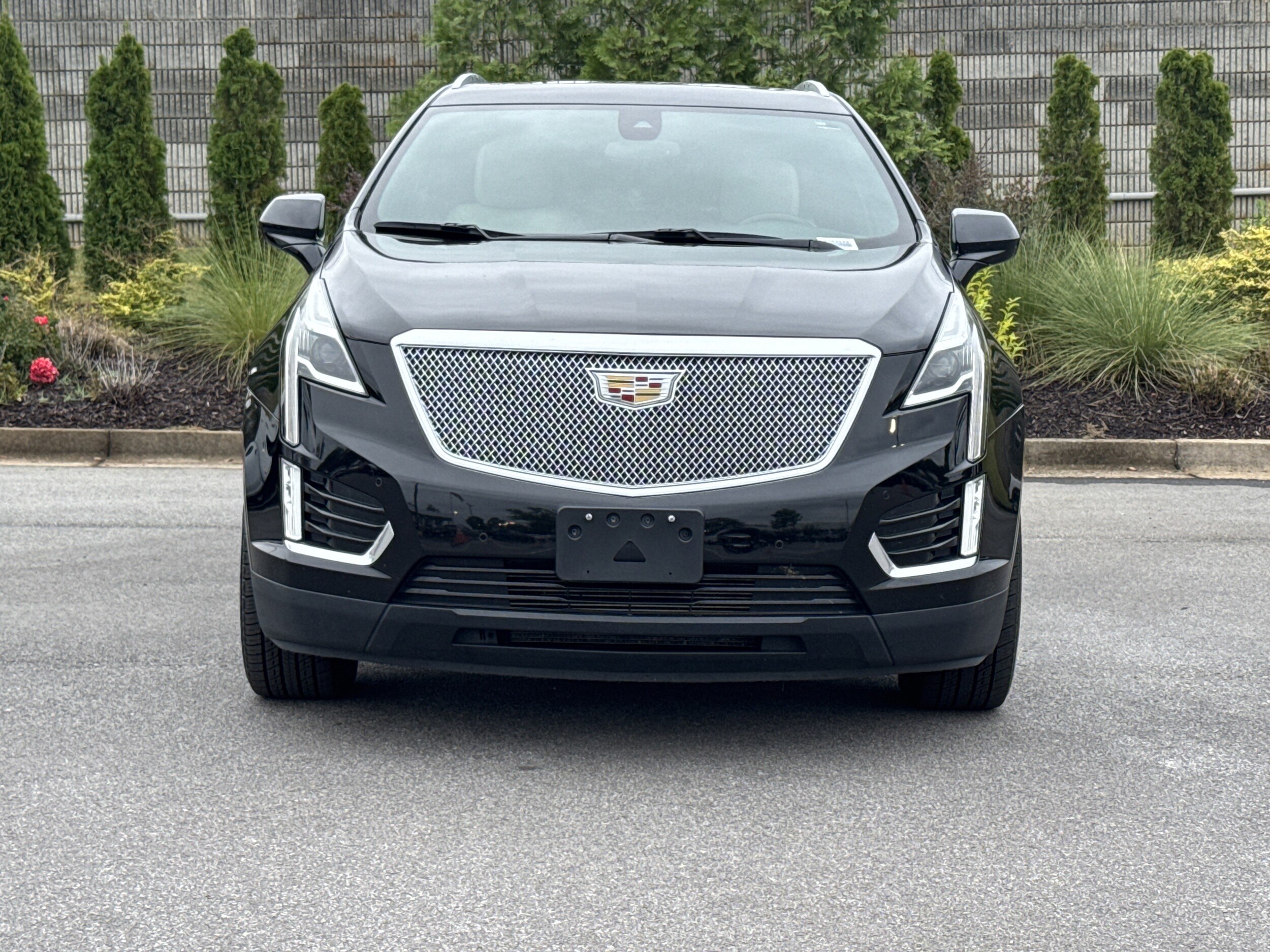 2017 Cadillac XT5 Premium Luxury photo 2