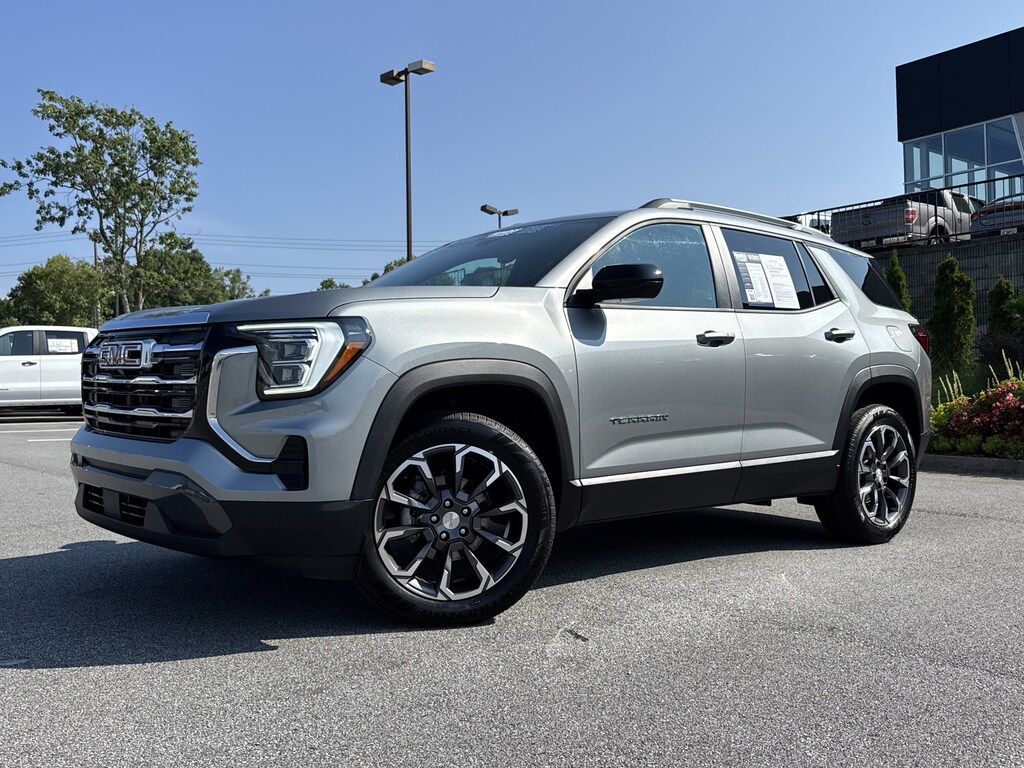 Used 2026 GMC Terrain FWD Elevation SUV