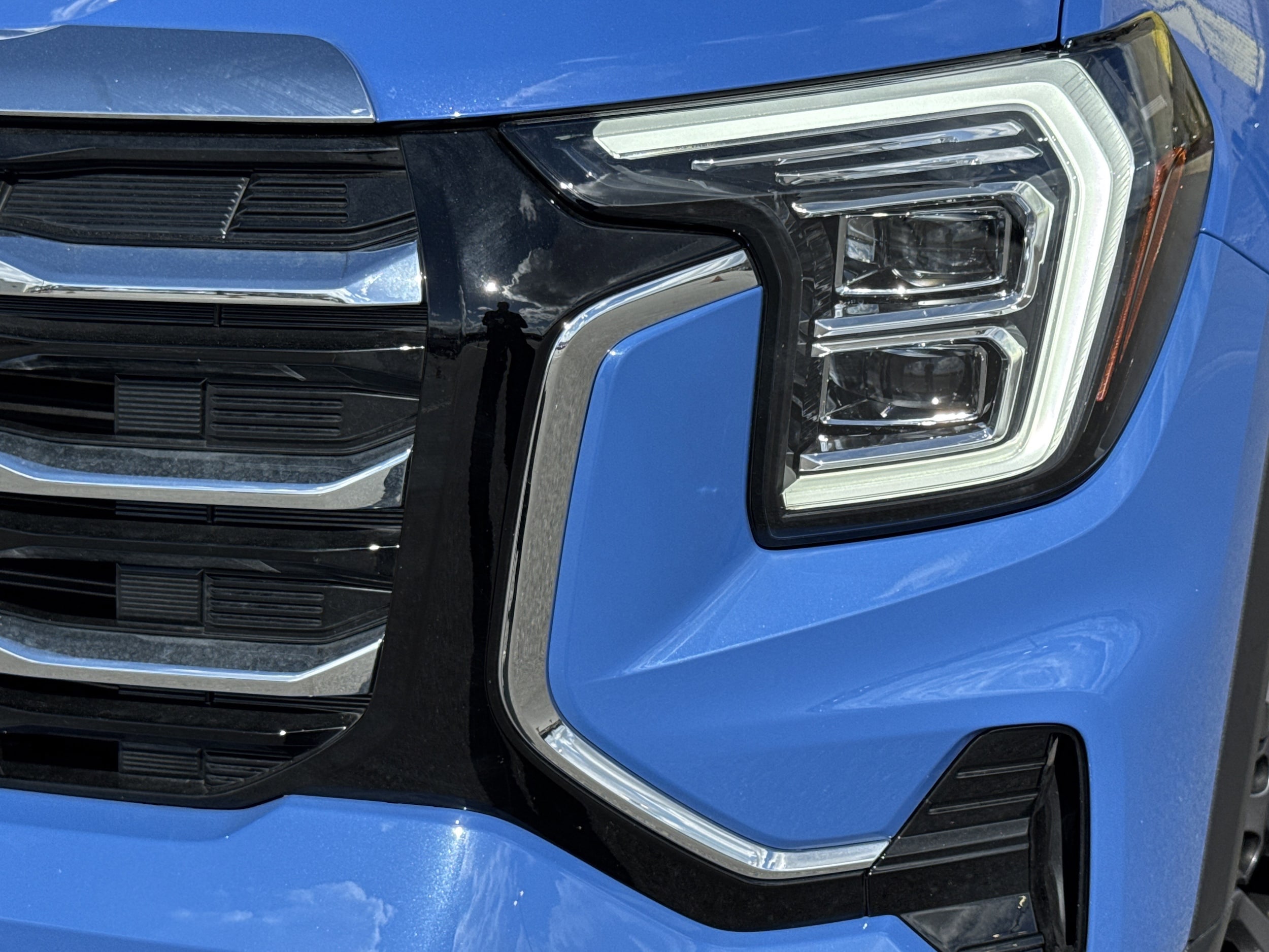 2026 GMC Terrain FWD Elevation photo 4