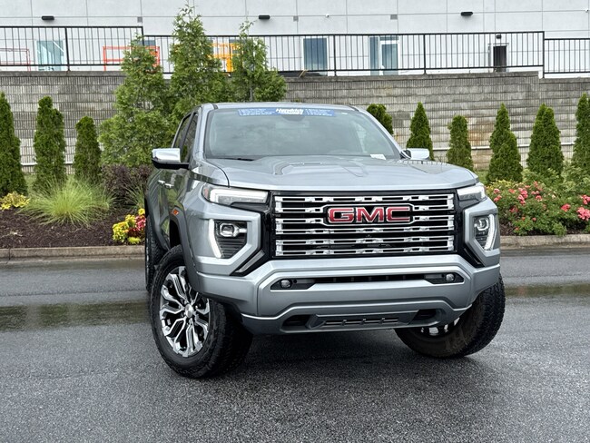 2024 GMC Canyon 4WD Denali Pickup