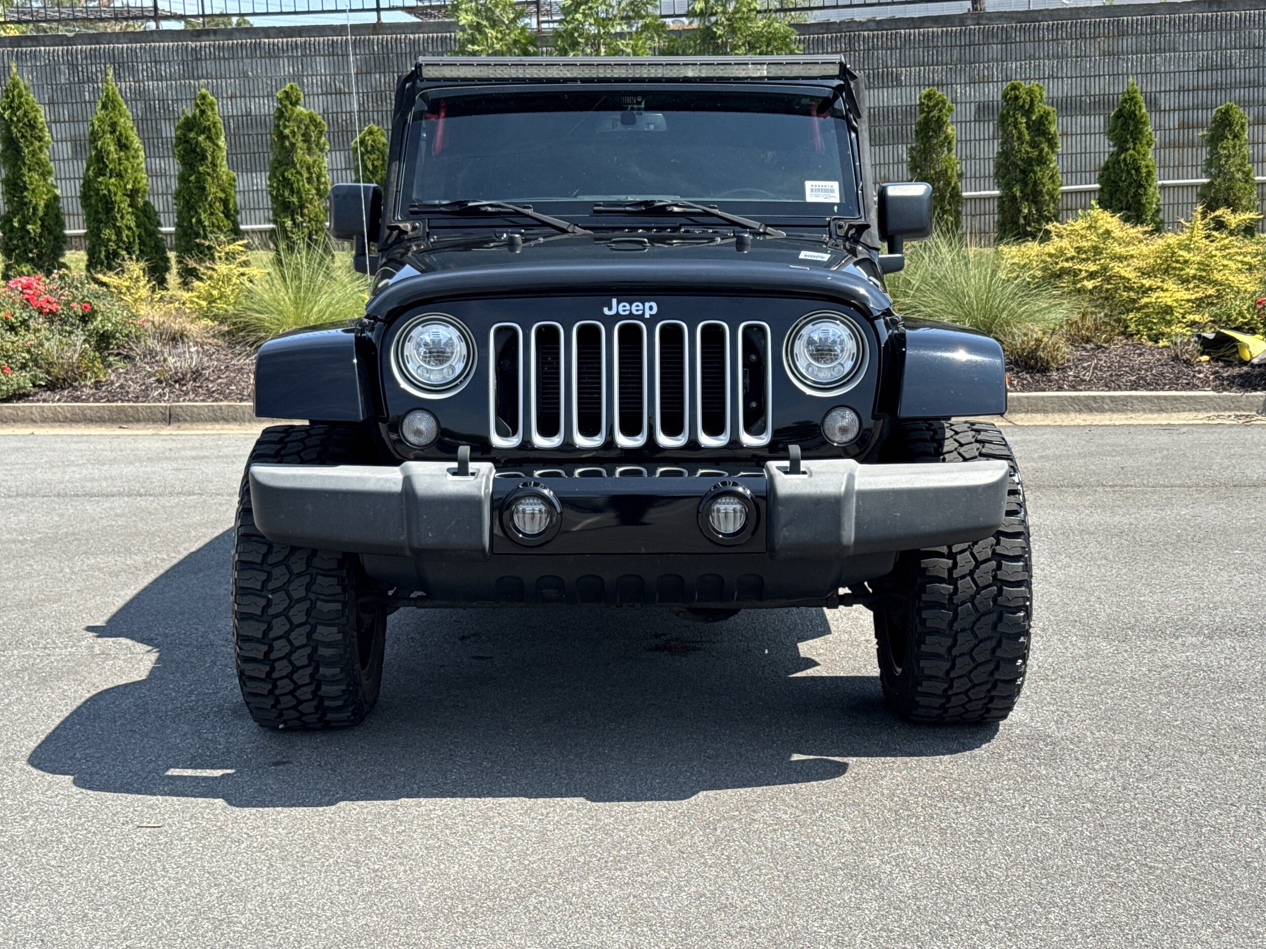 2018 Jeep Wrangler Unlimited Sahara photo 3