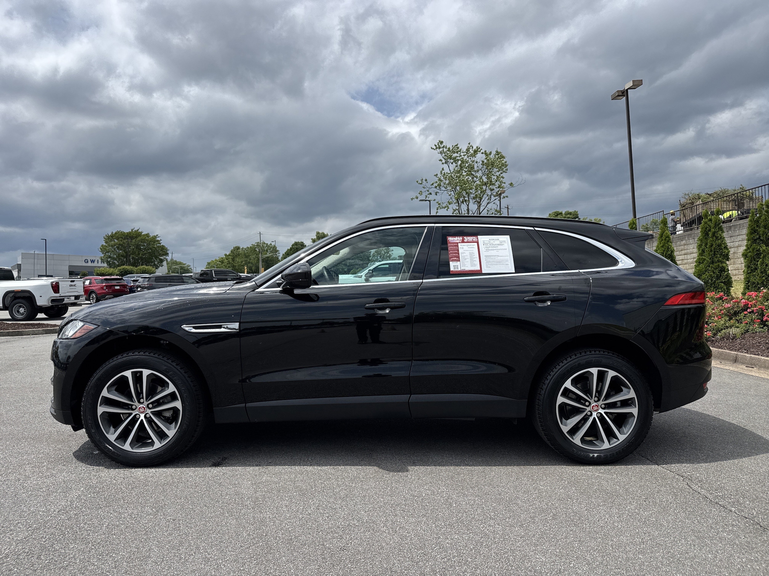 2019 Jaguar F-PACE 25t Premium photo 6