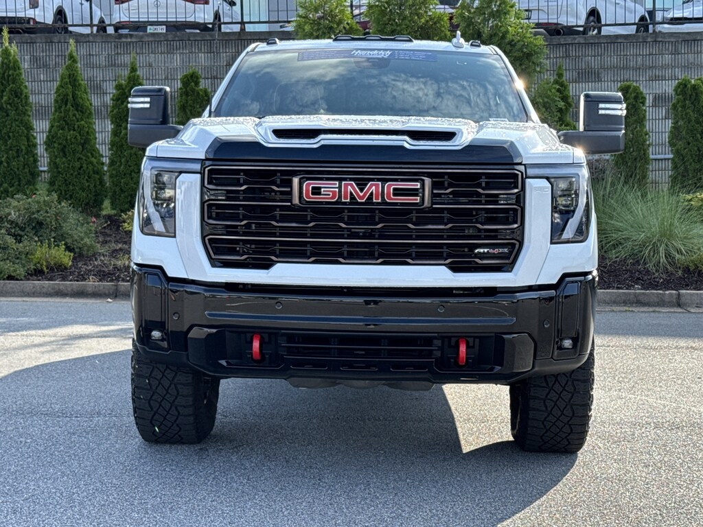 Used 2025 GMC Sierra 2500HD AT4X Pickup